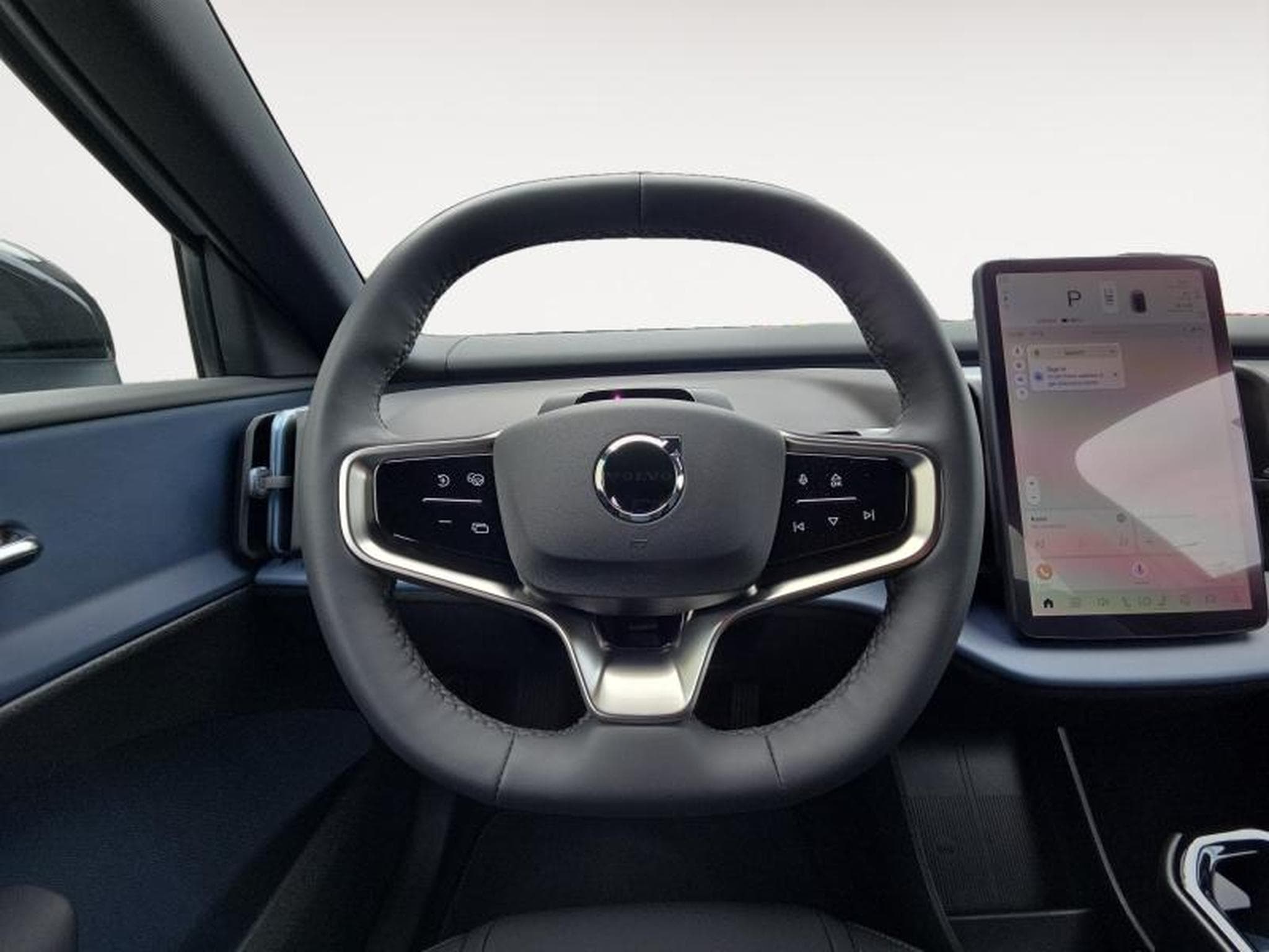 Volvo EX30 Plus Twin Motor / Electrique (2025) - Photo 12