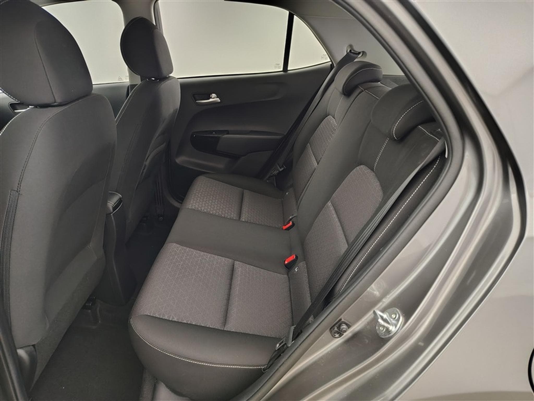 Kia Picanto 1.0i Pure ISG NAVI / CARPLAY / CAMERA (2024) - Photo 13