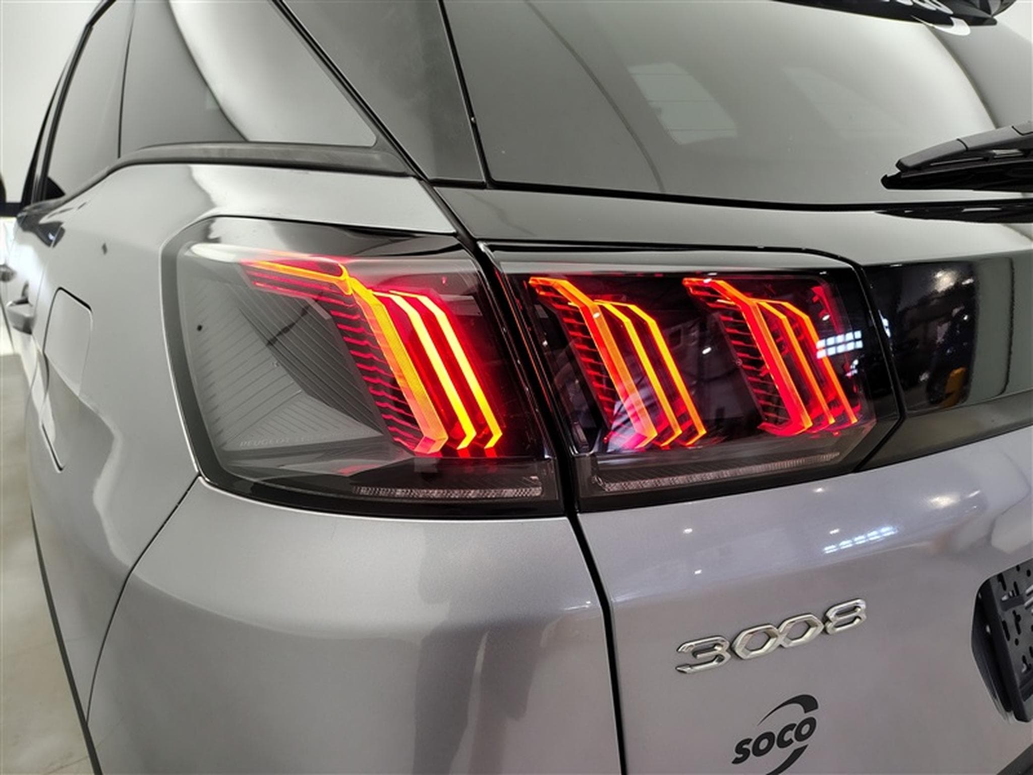 Peugeot 3008 1.6 Hybrid4 300 PHEV GT S-CUIR / NAVI / CAMERA / CARPLAY (2021) - Photo 16