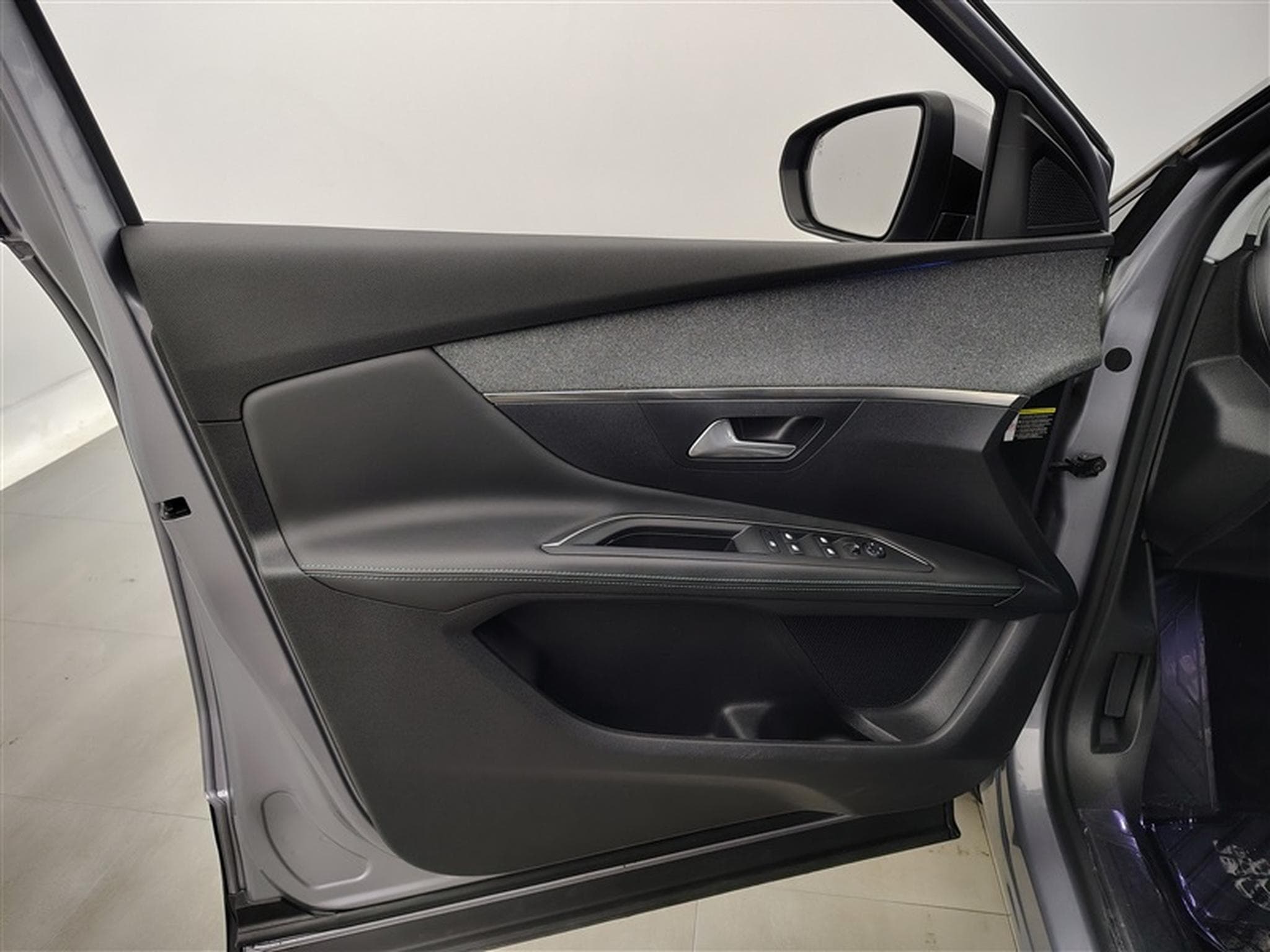Peugeot 3008 1.6 Hybrid4 300 PHEV GT S-CUIR / NAVI / CAMERA / CARPLAY (2021) - Photo 17