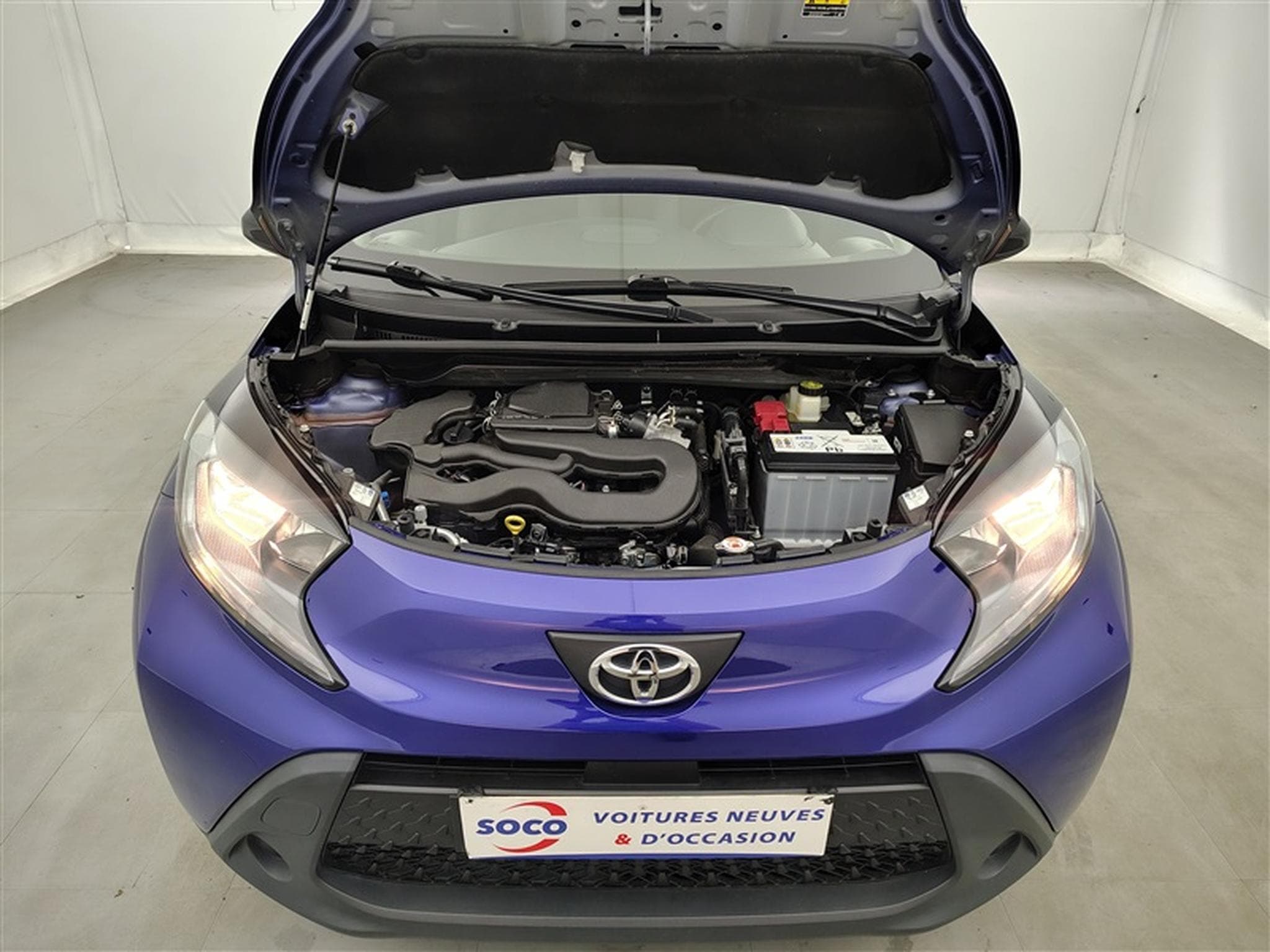 Toyota Aygo 1.0i VVT-i x II CARPLAY / CAMERA (2023) - Photo 19