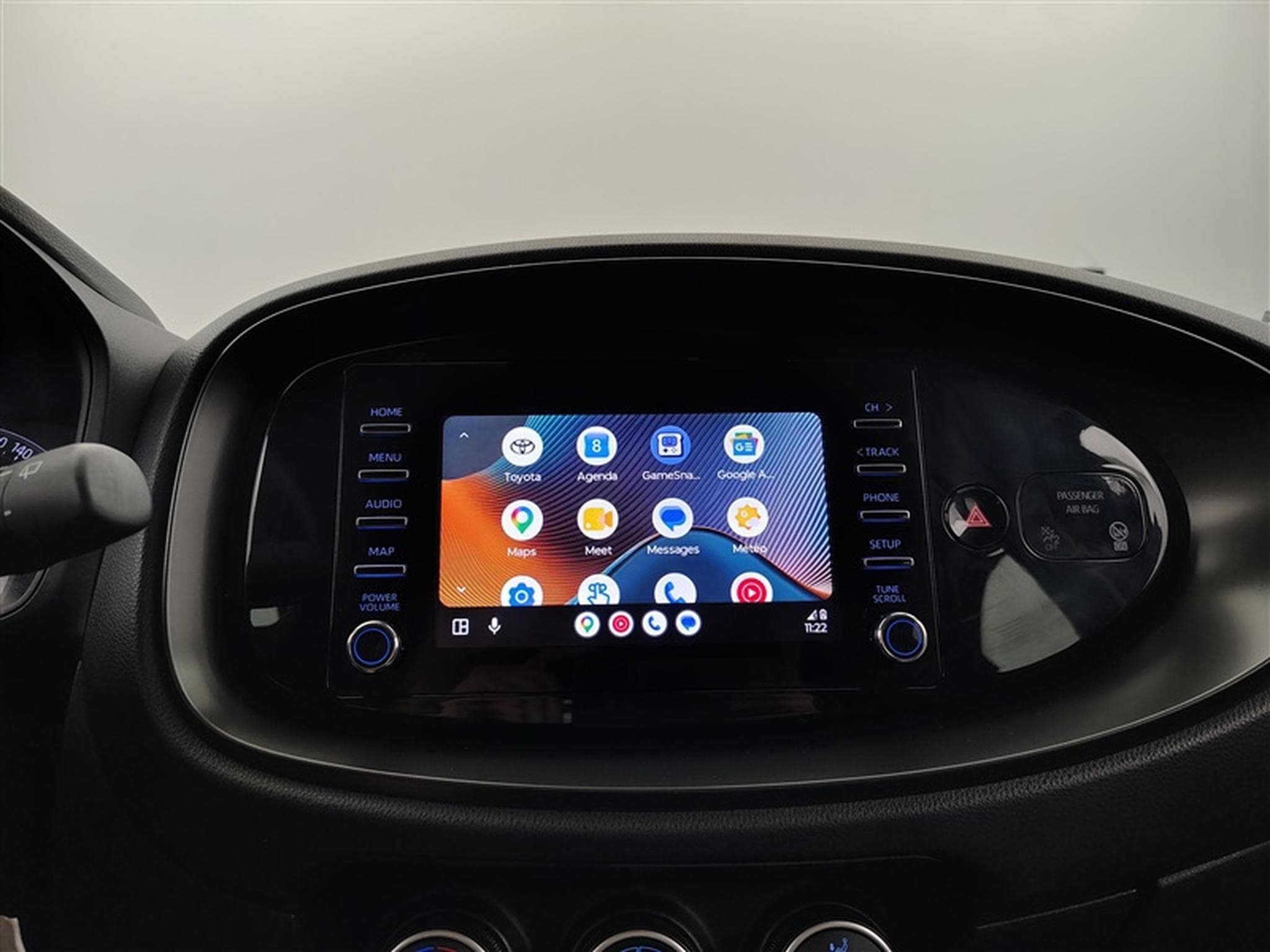 Toyota Aygo 1.0i VVT-i x II CARPLAY / CAMERA (2023) - Photo 20