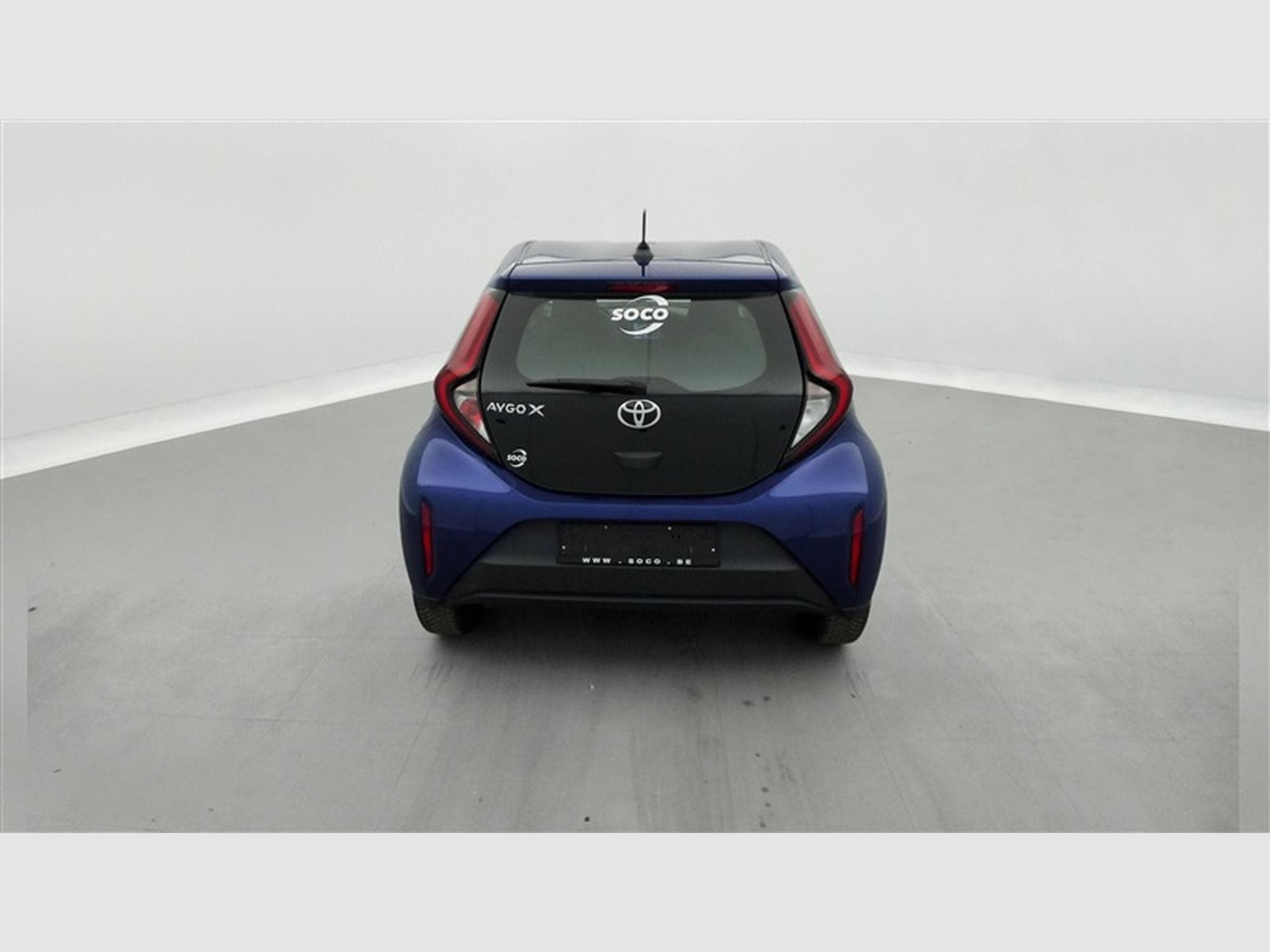 Toyota Aygo 1.0i VVT-i x II CARPLAY / CAMERA (2023) - Photo 5