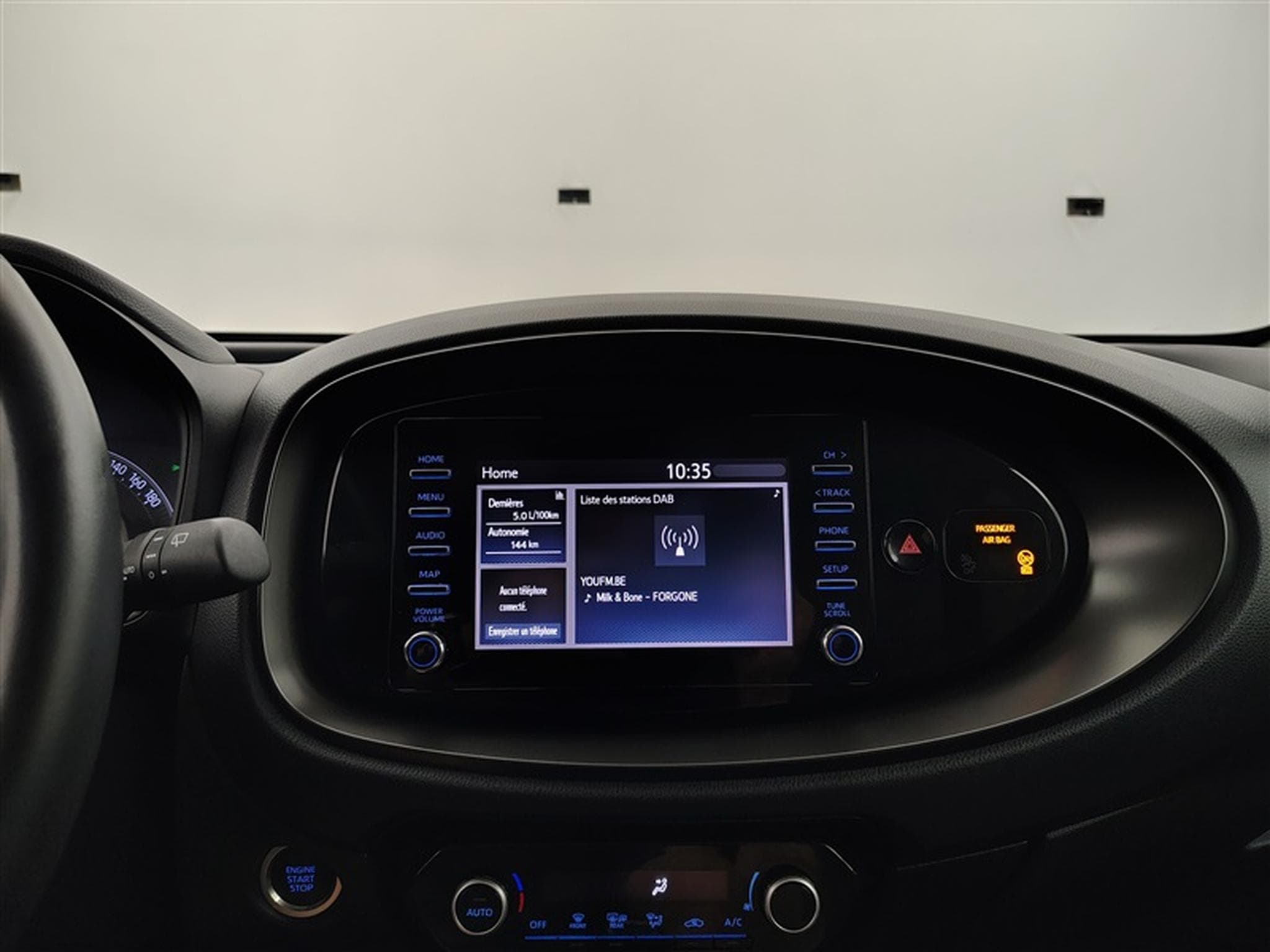 Toyota Aygo 1.0i VVT-i X pulse (2023) - Photo 11