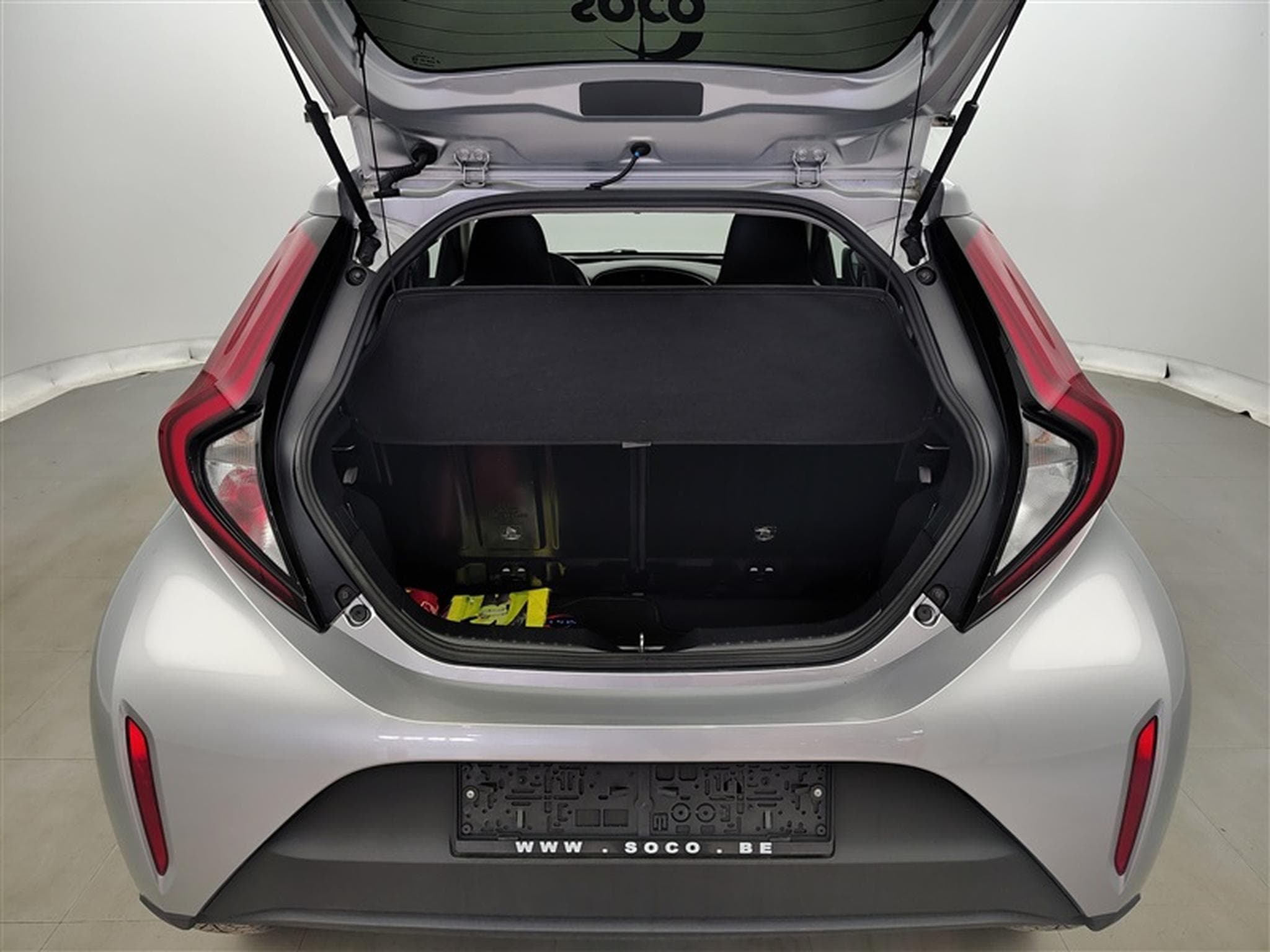 Toyota Aygo 1.0i VVT-i X pulse (2023) - Photo 14