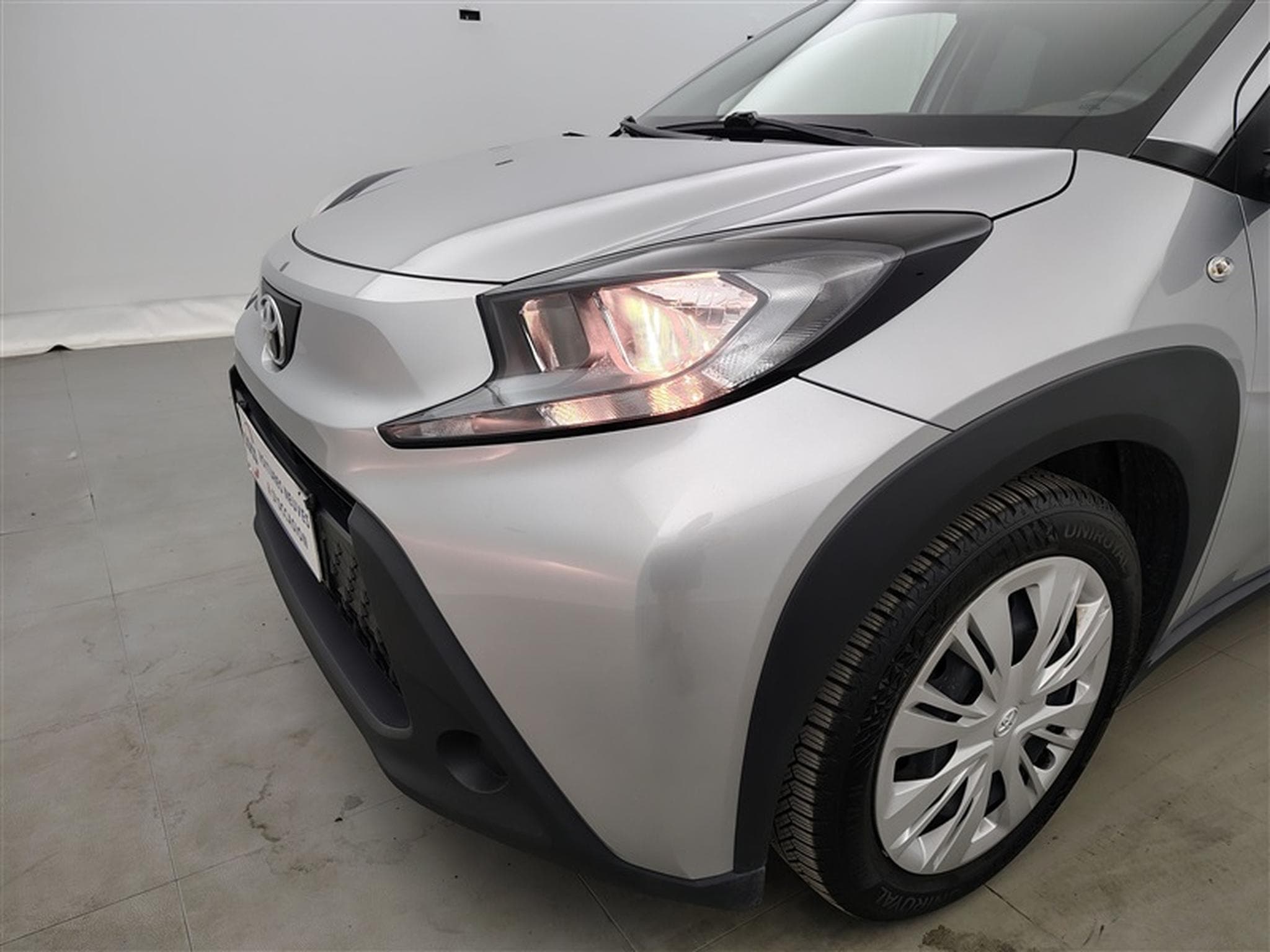 Toyota Aygo 1.0i VVT-i X pulse (2023) - Photo 15