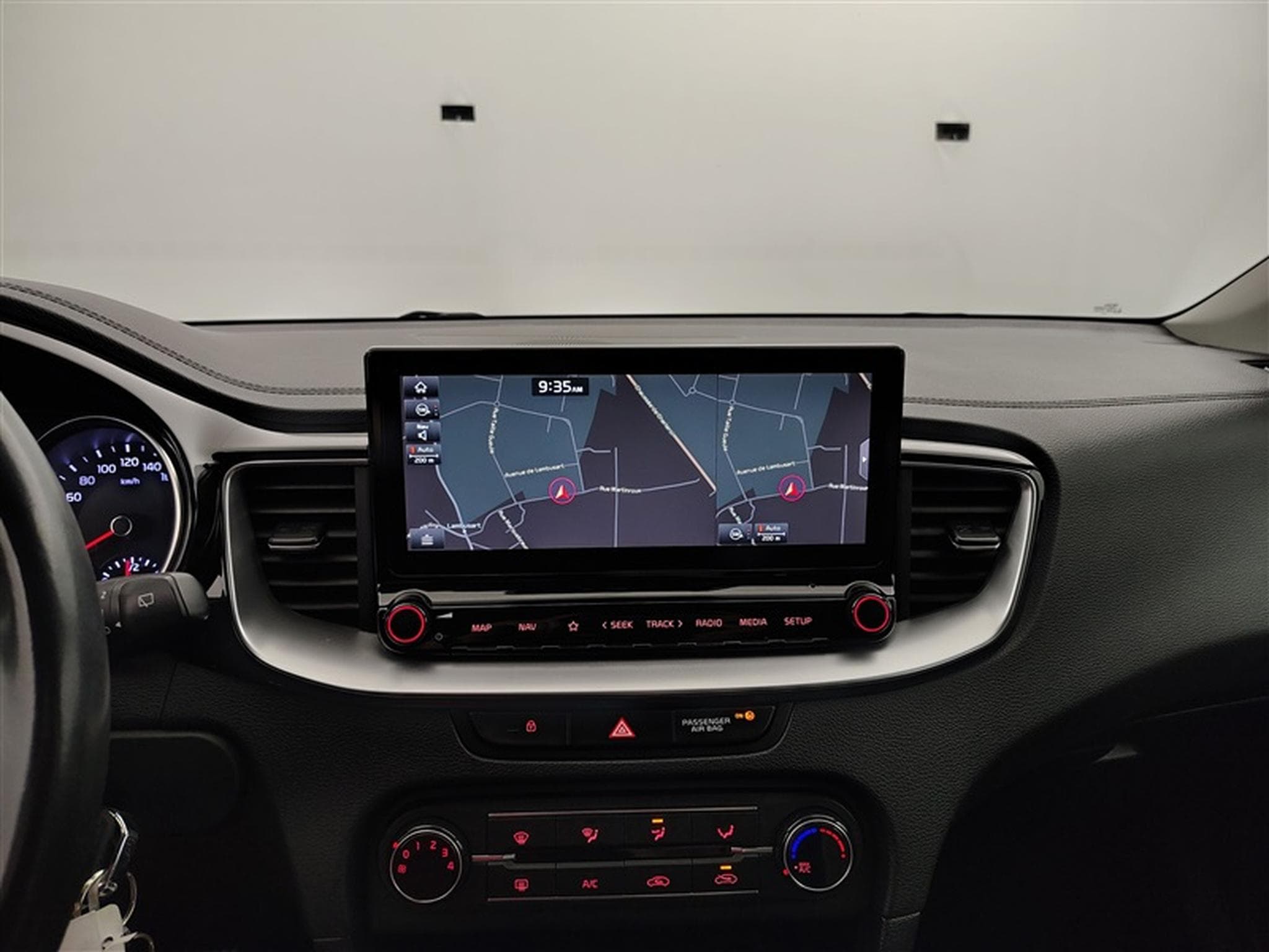 Kia XCeed 1.0 T-ISG Must (2020) - Photo 11
