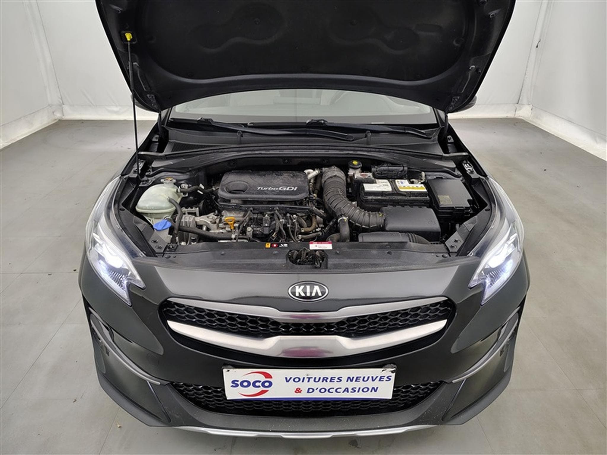Kia XCeed 1.0 T-ISG Must (2020) - Photo 19