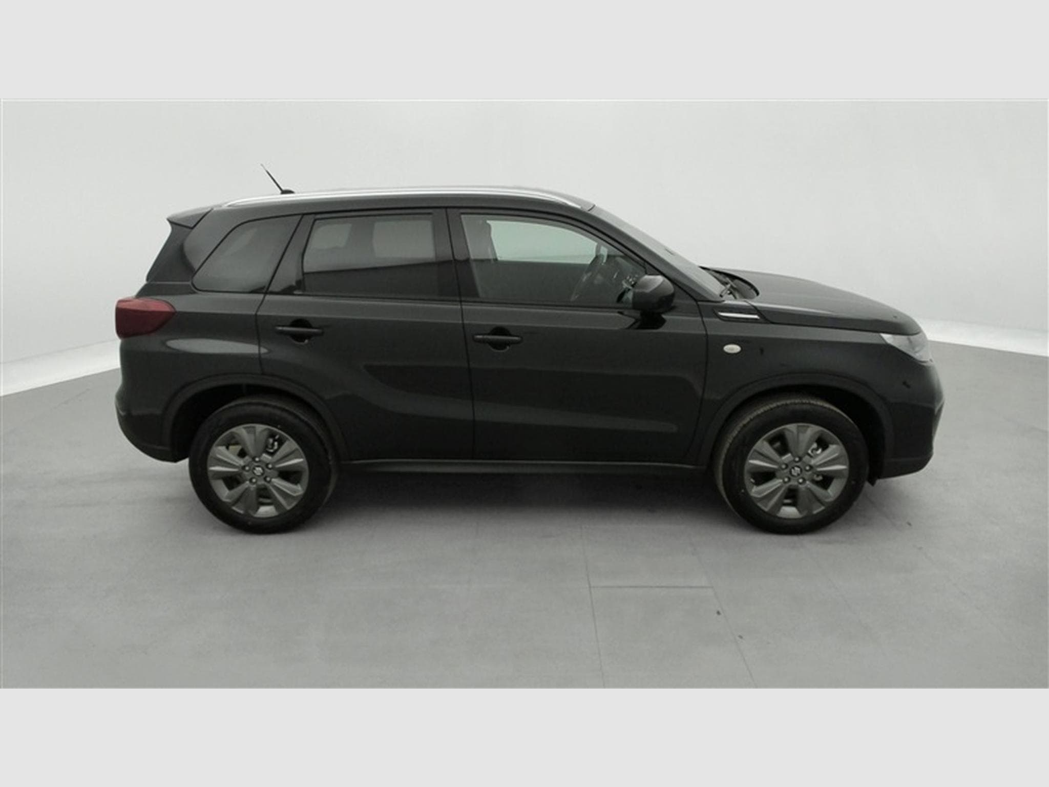 Suzuki Vitara 1.4 Turbo 110cv AT6 GL+ NAVI / FULL LED / CAMERA / KEYLESS (2026) - Photo 24