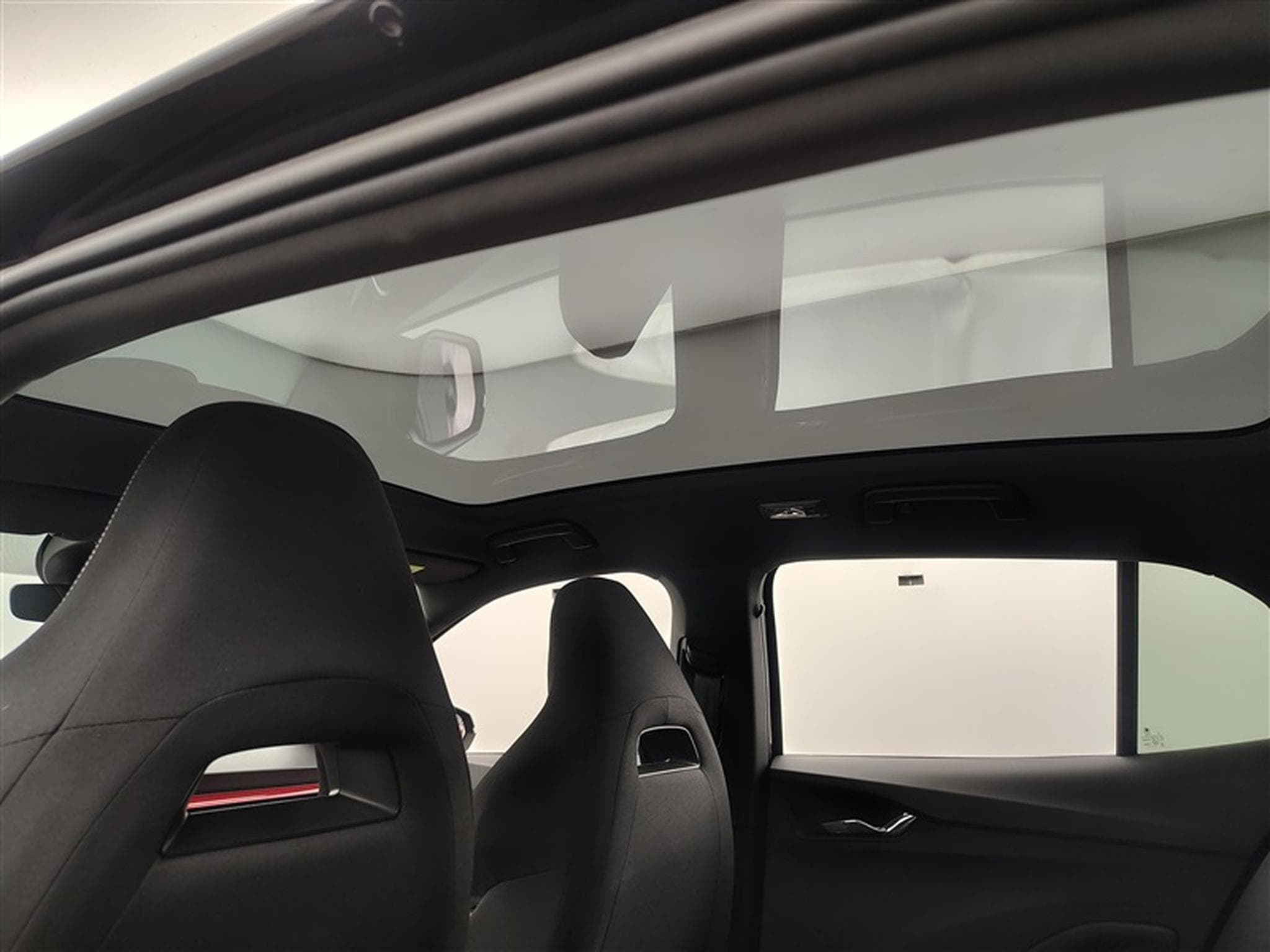 Skoda Fabia 1.0 Monte Carlo (2025) - Photo 19