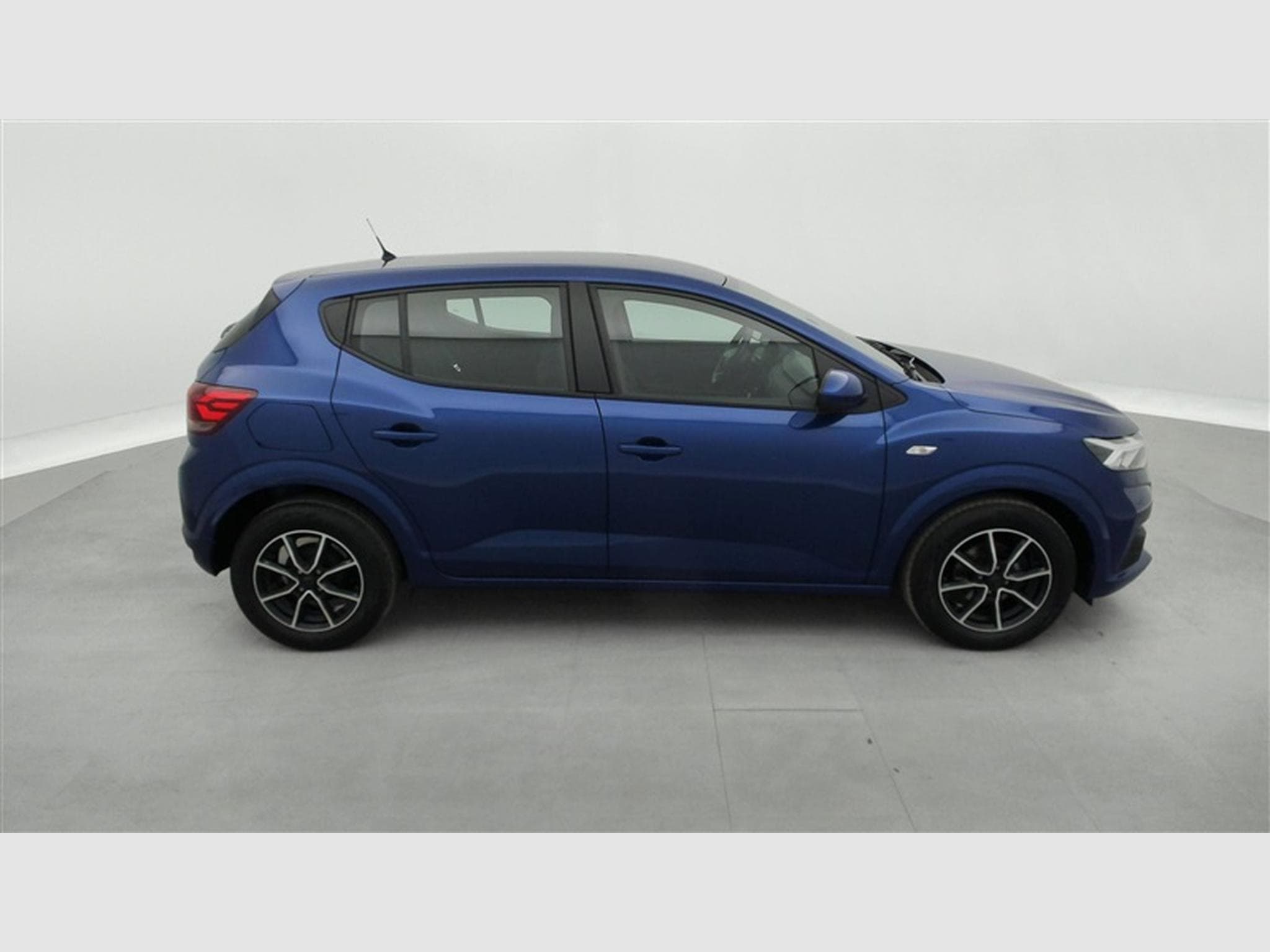 Dacia Sandero 1.0i SCe Expression (2023) - Photo 21