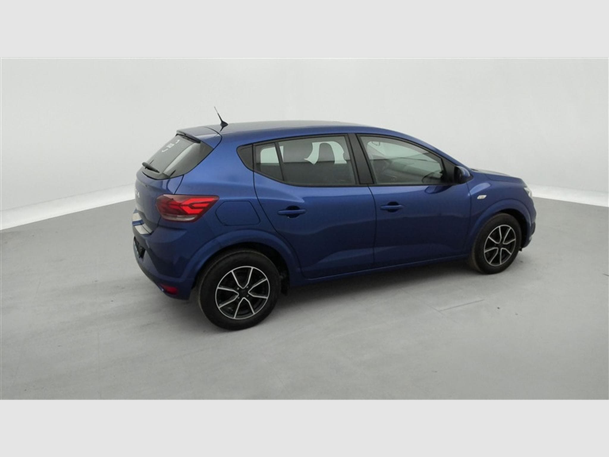 Dacia Sandero 1.0i SCe Expression (2023) - Photo 22