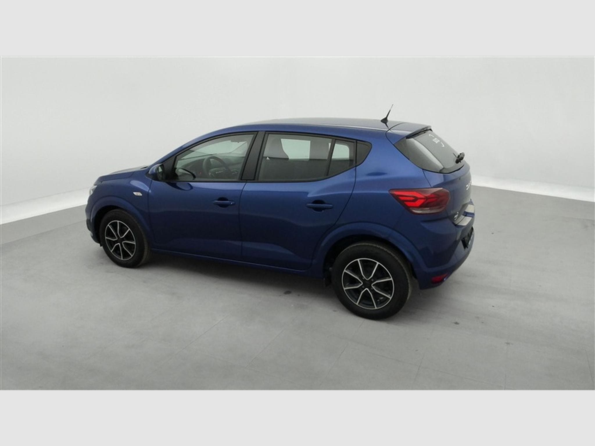Dacia Sandero 1.0i SCe Expression (2023) - Photo 24