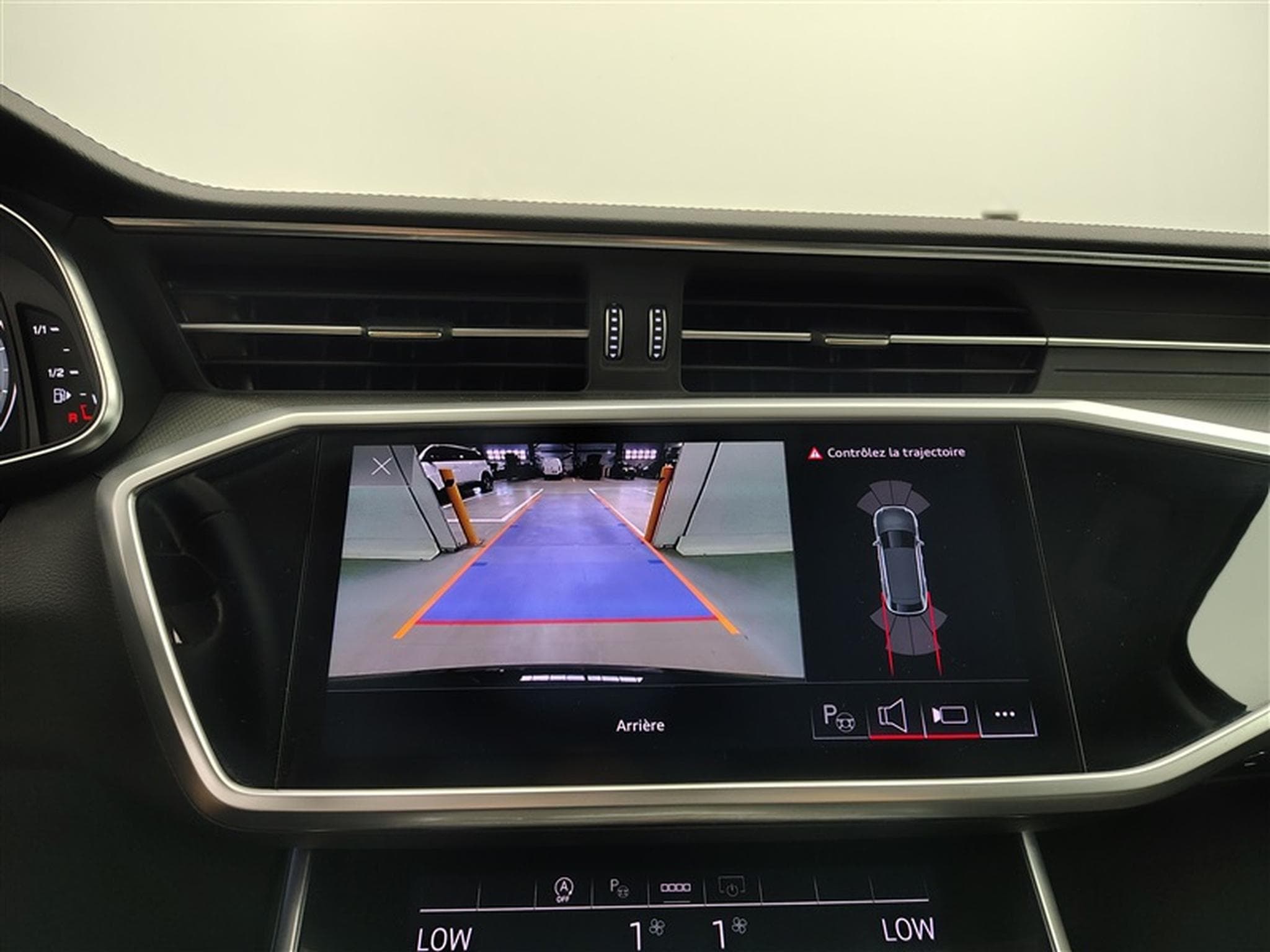 Audi A6 Avant 35 TDI 163Cv S-Tronic Sport CUIR / NAVI / CAMERA (2022) - Photo 17