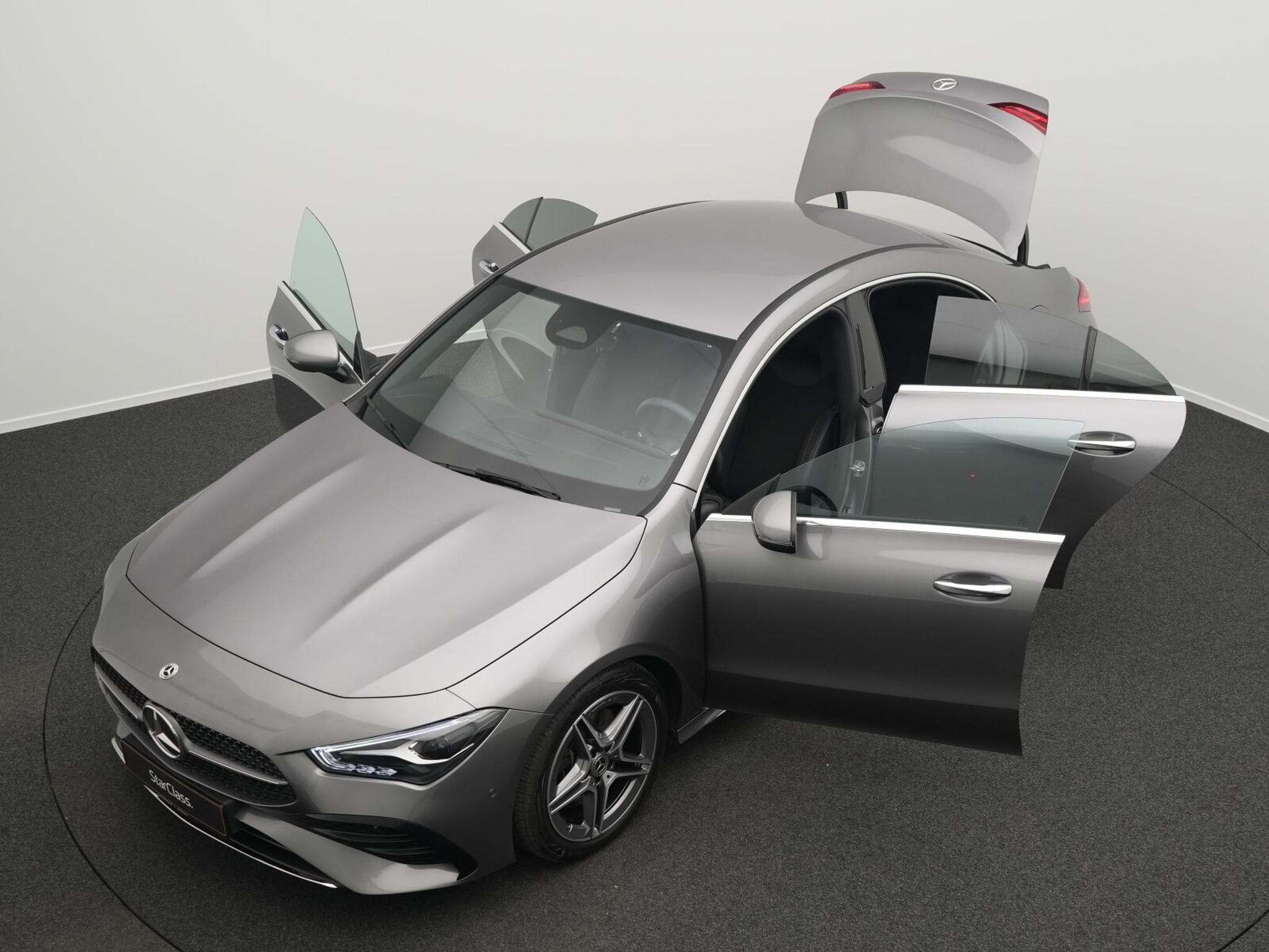 Mercedes CLA 200 Coupé LED+Kamera+Apple+MBUX (2025) - Photo 12