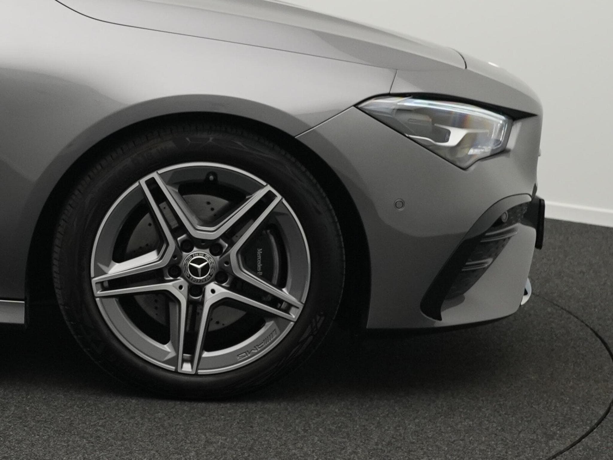 Mercedes CLA 200 Coupé LED+Kamera+Apple+MBUX (2025) - Photo 6