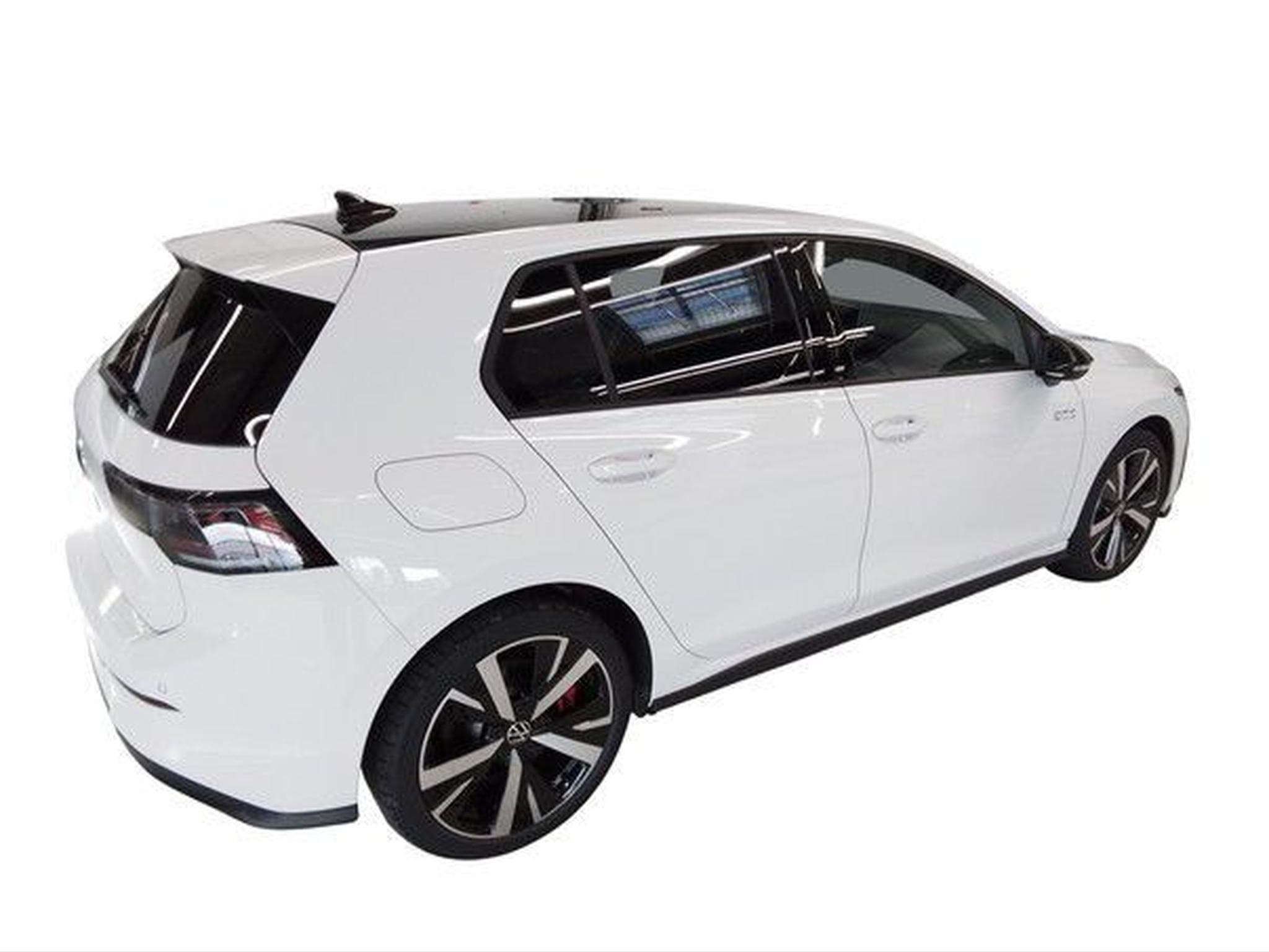 VW Golf GTE PHASE 2  1.5 eHybrid 272 CV DSG 6 * MATRIX * BLACK PACK (2025) - Photo 4