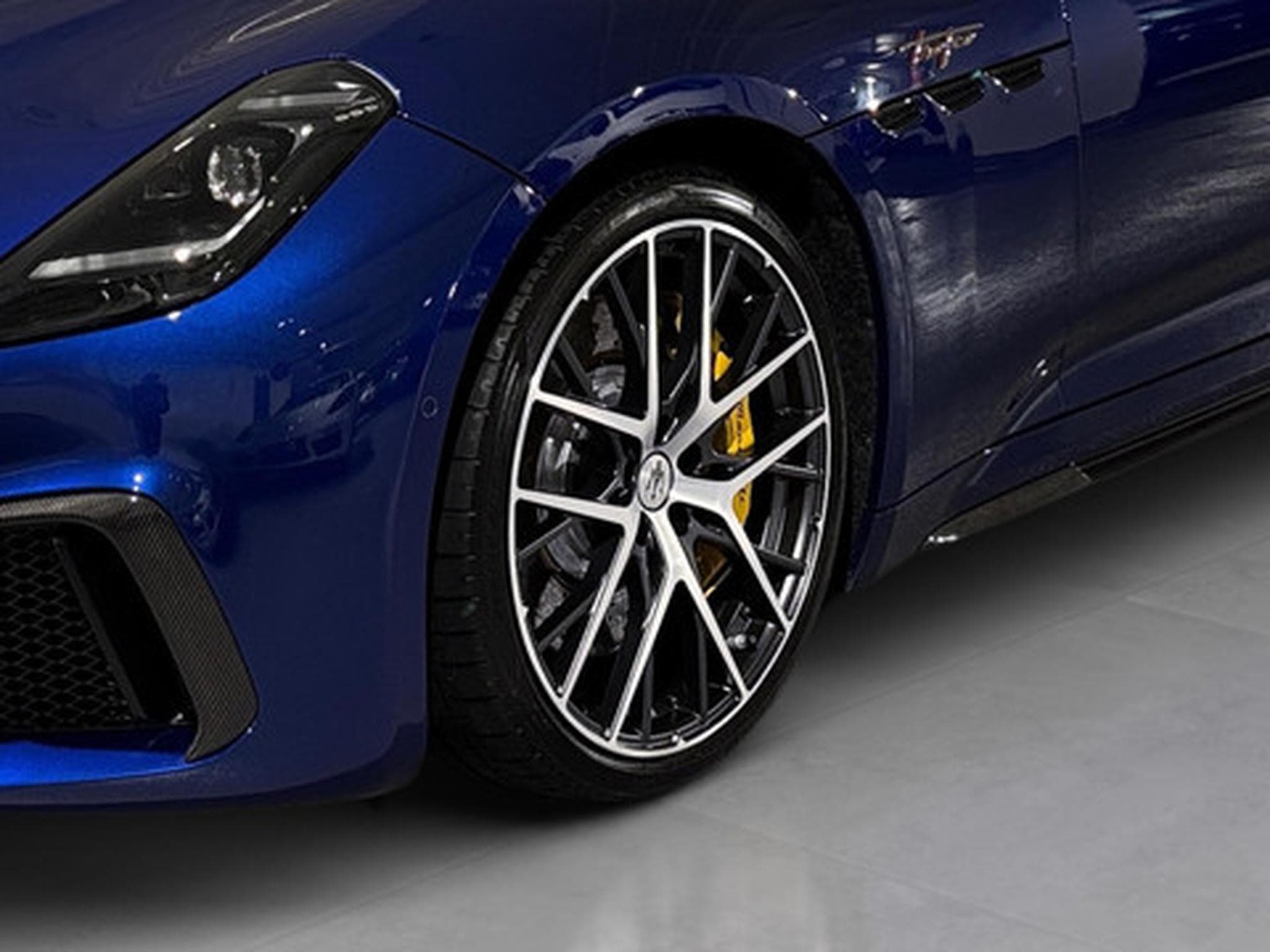 Maserati GranTurismo 3.0 Trofeo 550 PS (2023) - Photo 20