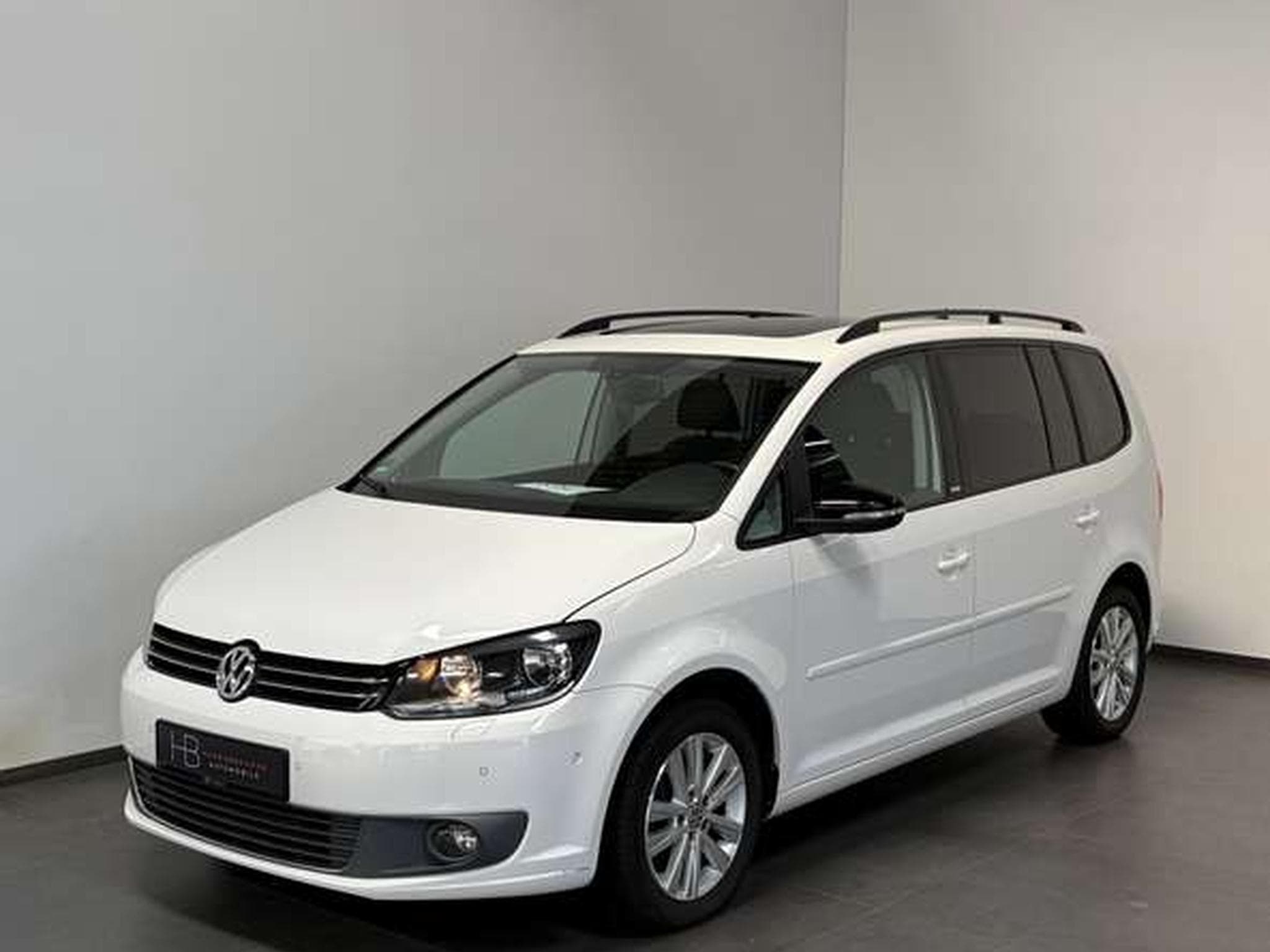 VW Touran Style Comfortline *7-Sitzer *AHK *Navi * (2011) - Photo 1