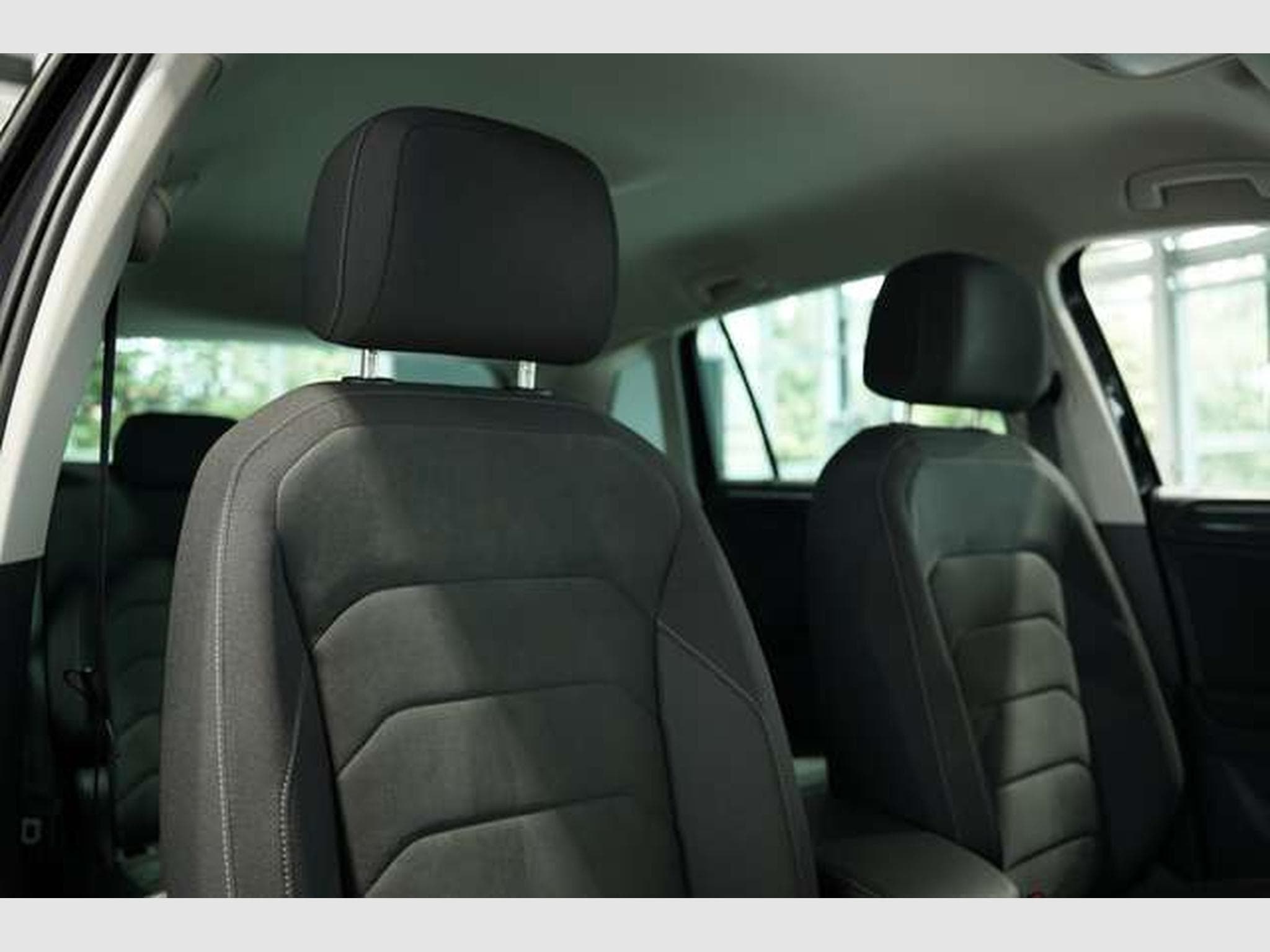 VW Tiguan DSG R Line 4M 2.H *20 *Digital *ACC *AHK (2019) - Photo 18