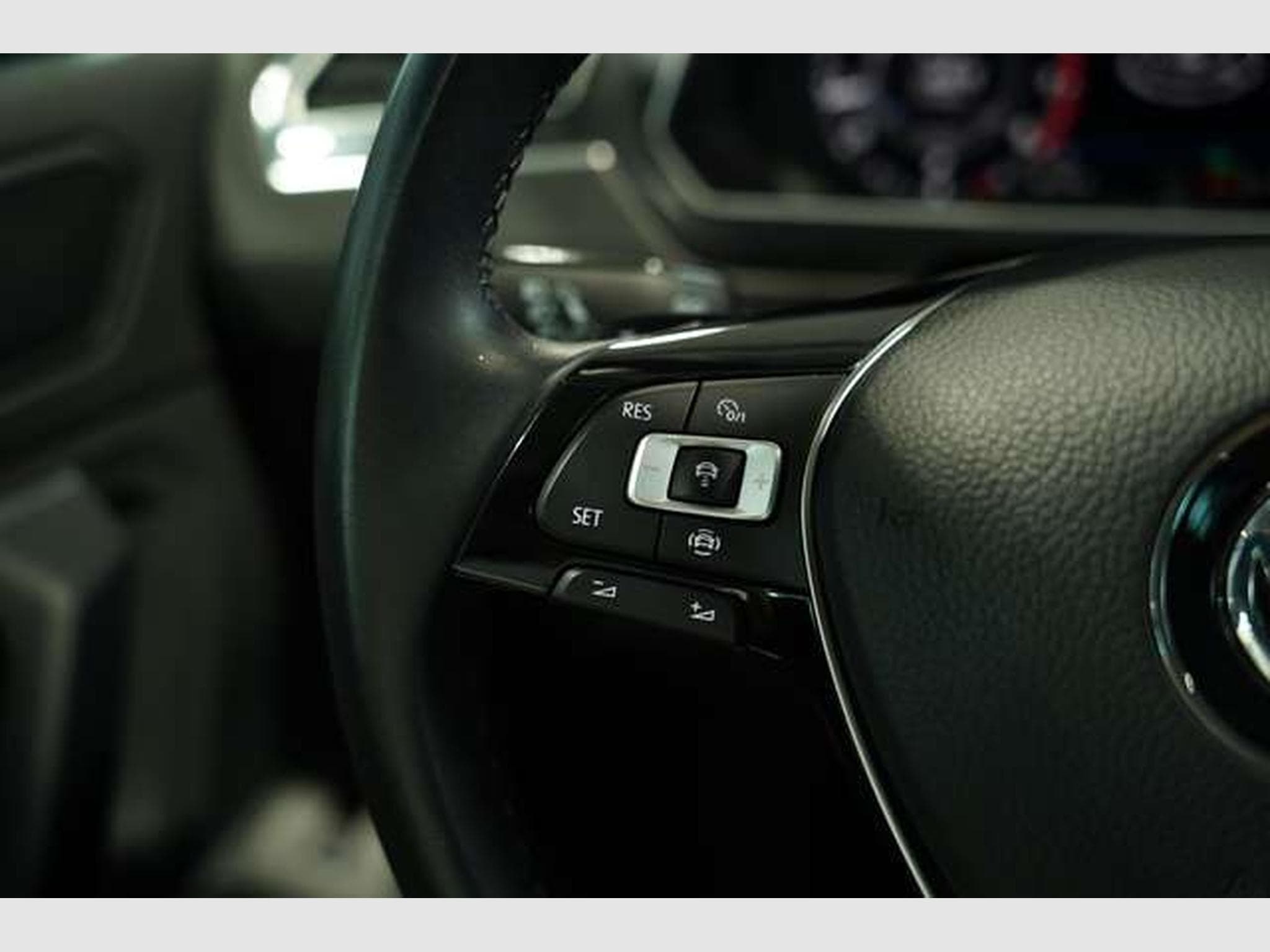 VW Tiguan DSG R Line 4M 2.H *20 *Digital *ACC *AHK (2019) - Photo 35