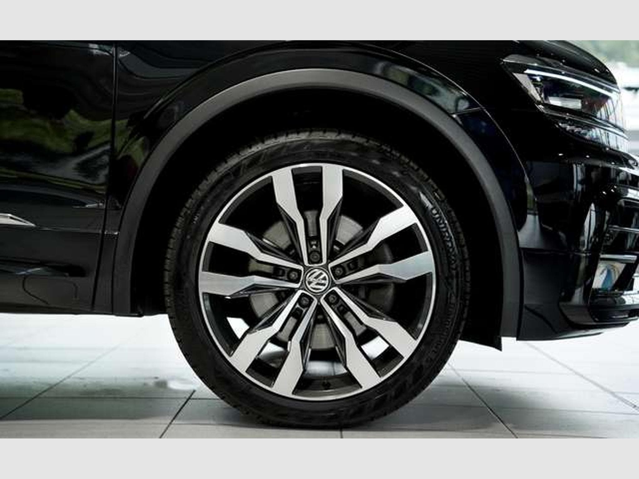 VW Tiguan DSG R Line 4M 2.H *20 *Digital *ACC *AHK (2019) - Photo 7