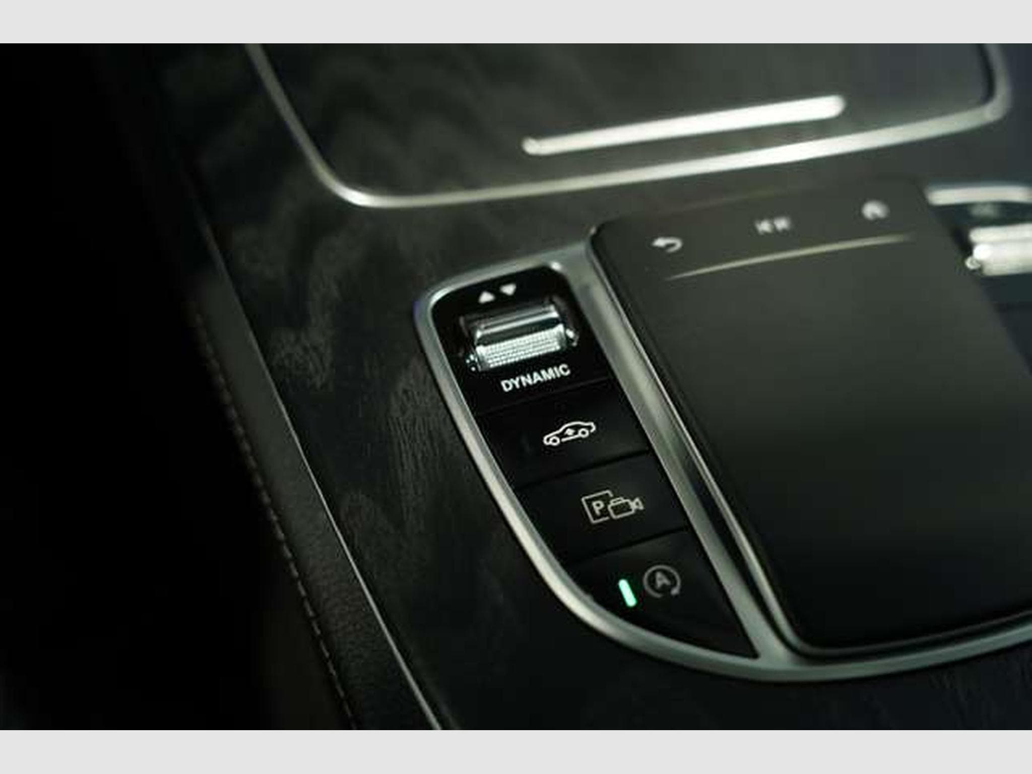 Mercedes E 400 d 4M All-Terrain *Memory *Pano *AHK *LUFT (2021) - Photo 28