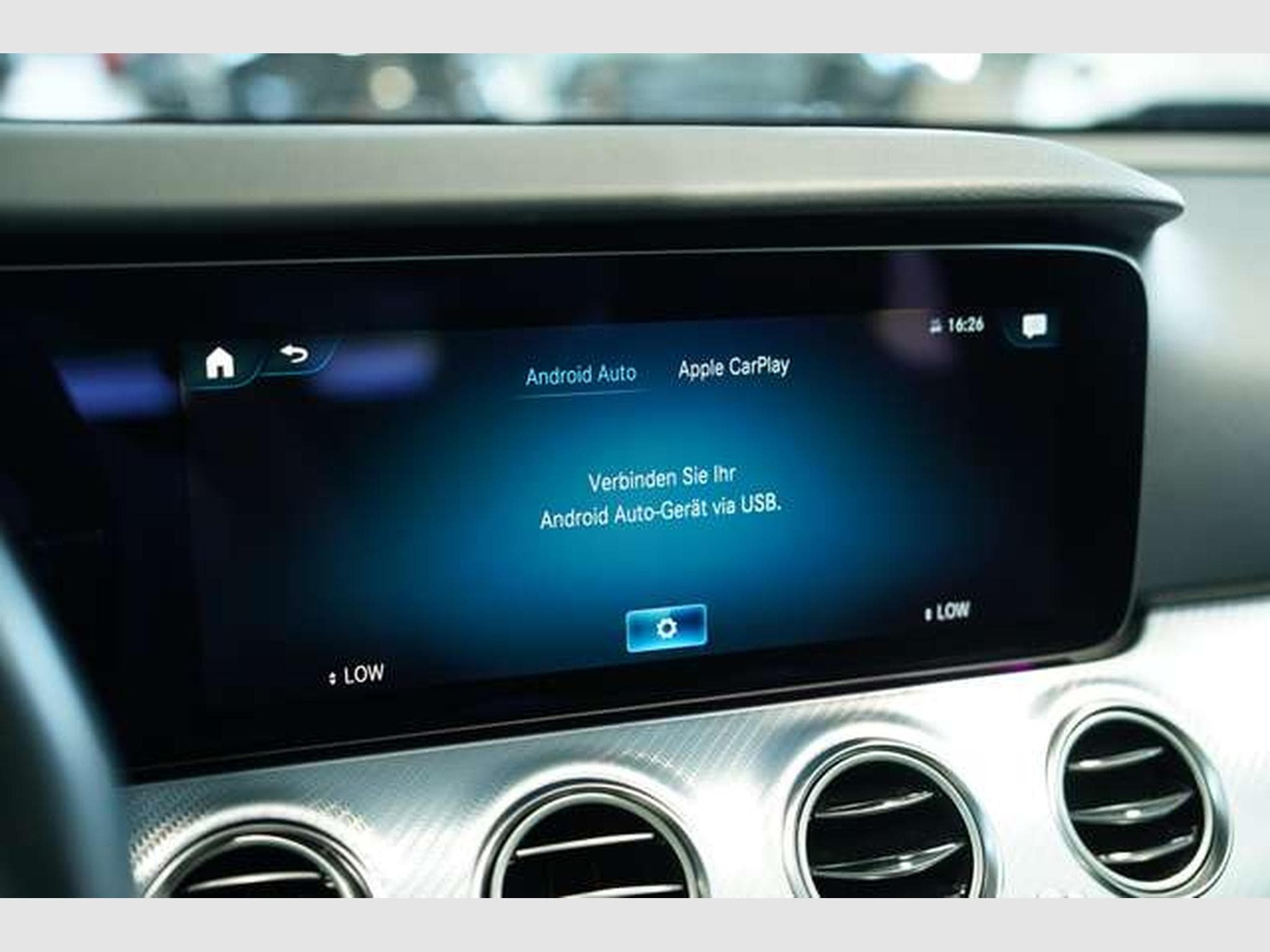 Mercedes E 400 d 4M All-Terrain *Memory *Pano *AHK *LUFT (2021) - Photo 36