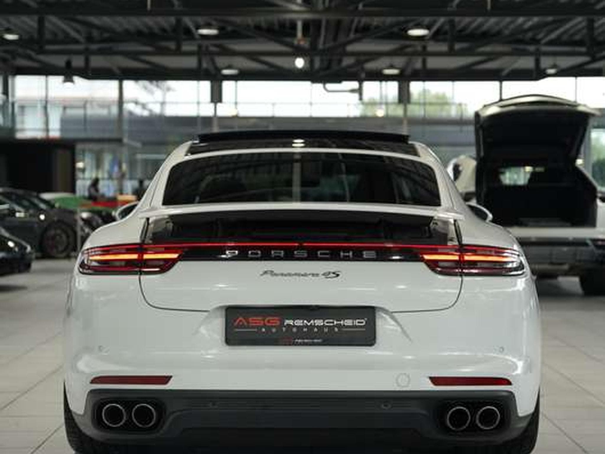 Porsche Panamera 4 S Diesel *21 *Pano*Chrono*ACC*LUFT (2017) - Photo 9