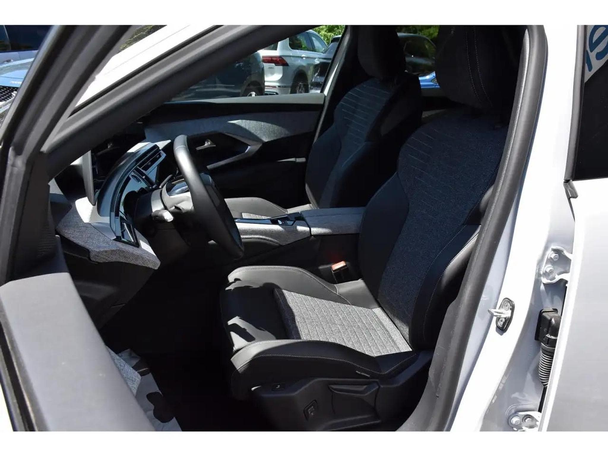 Peugeot 3008 (2025) - Photo 6