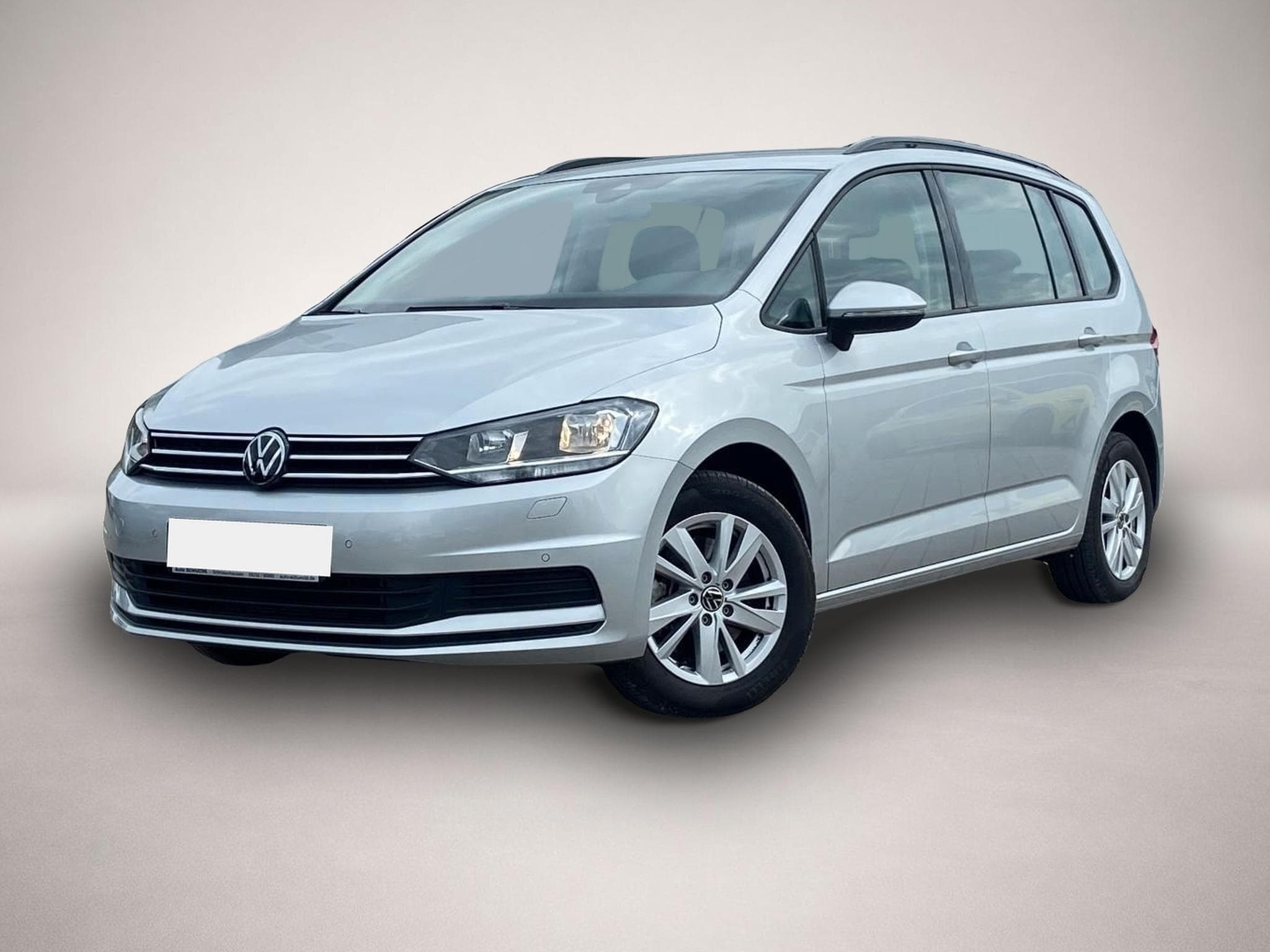 VW Touran (2024) - Photo 1