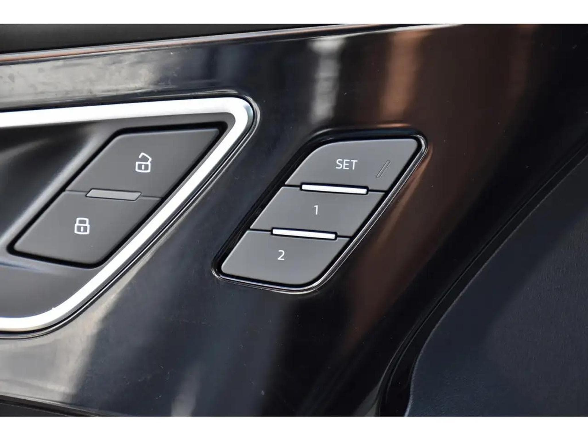 Audi e-tron (2024) - Photo 24