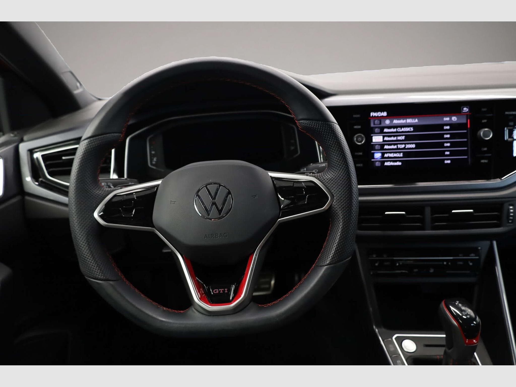 VW Polo (2023) - Photo 7