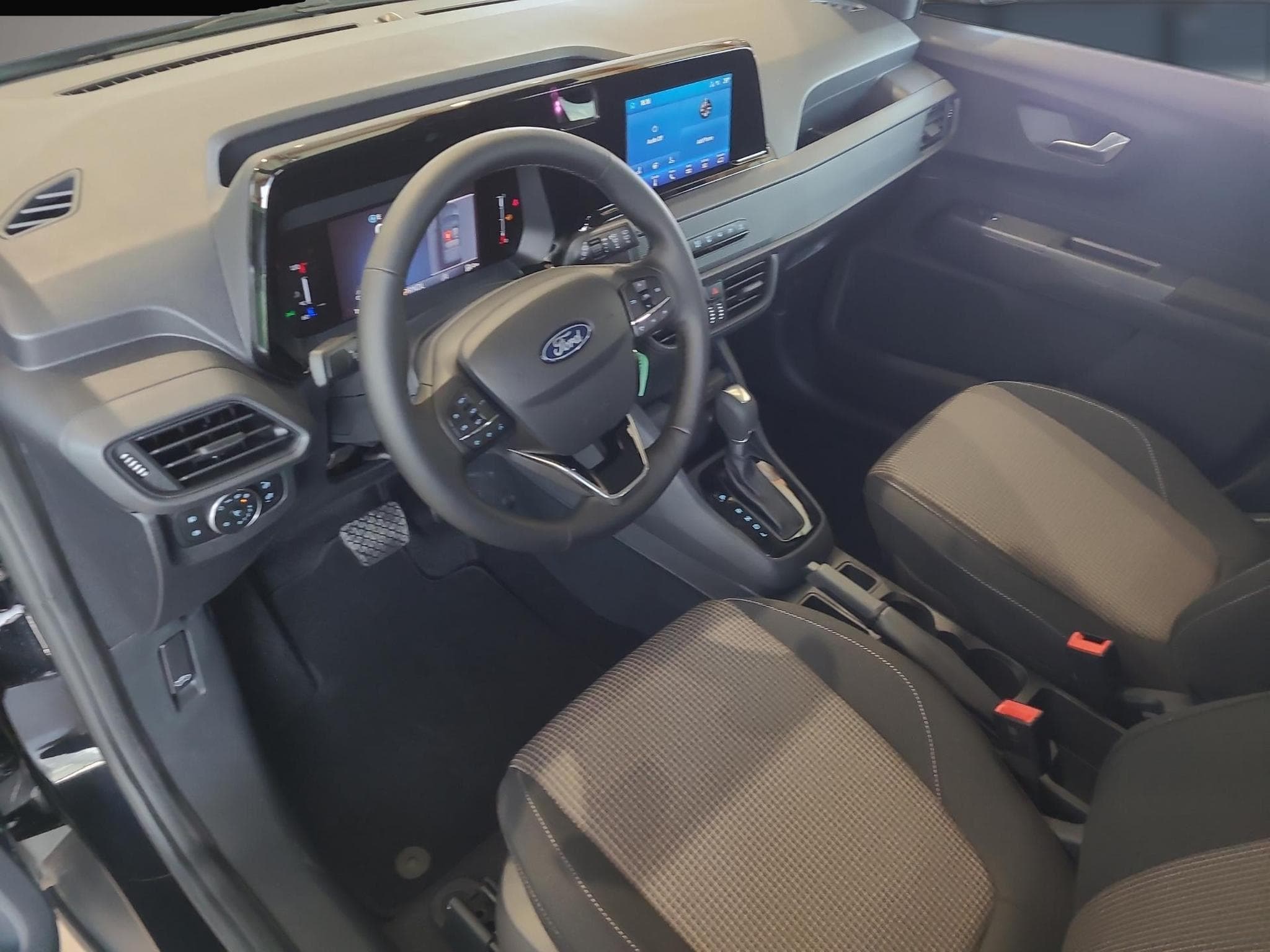 Ford Tourneo (2026) - Photo 6