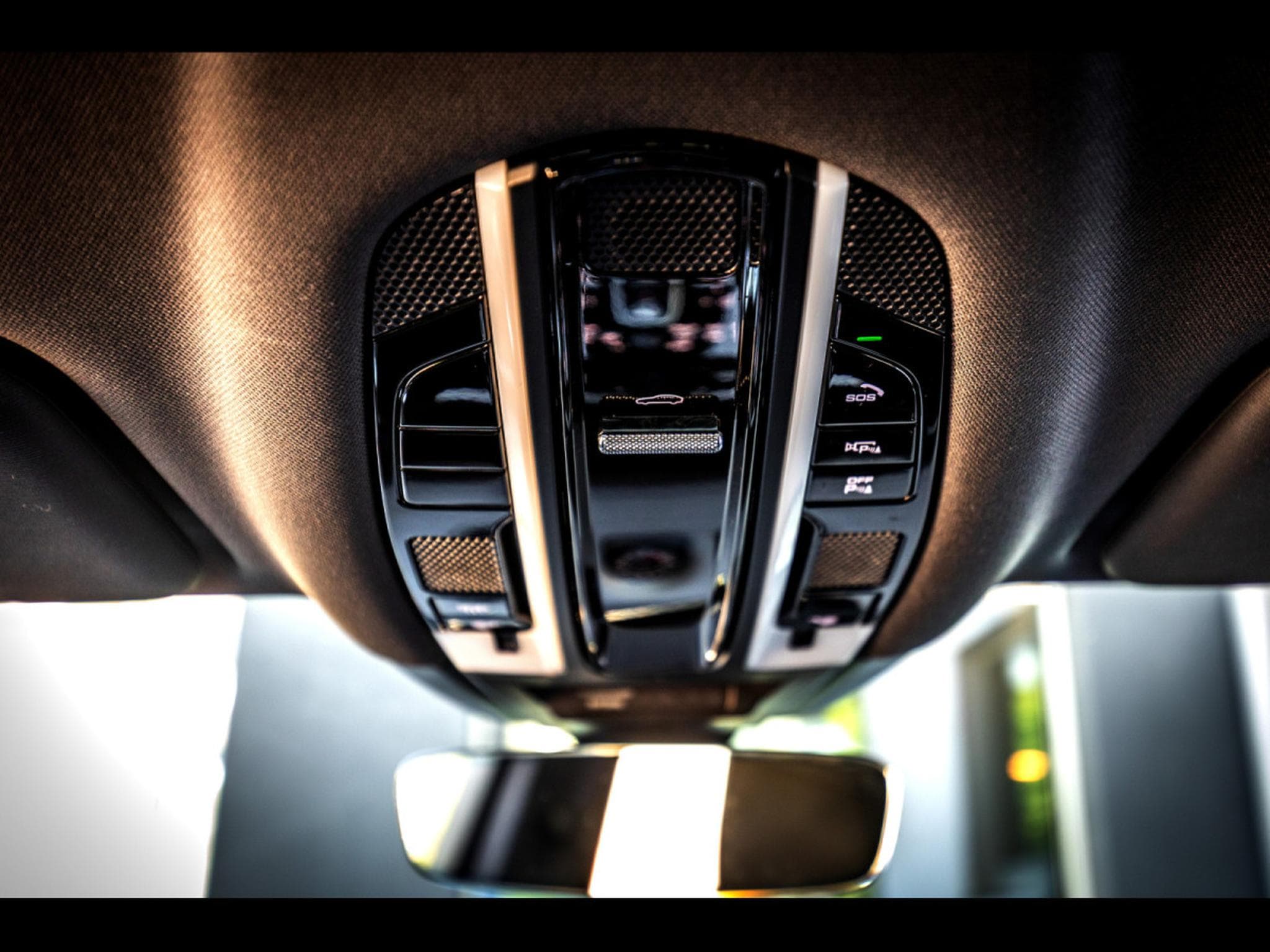 Porsche Cayenne COUPE 3.0 TIPTRONIC - QUARZITGRAU METALLIC (2022) - Photo 22