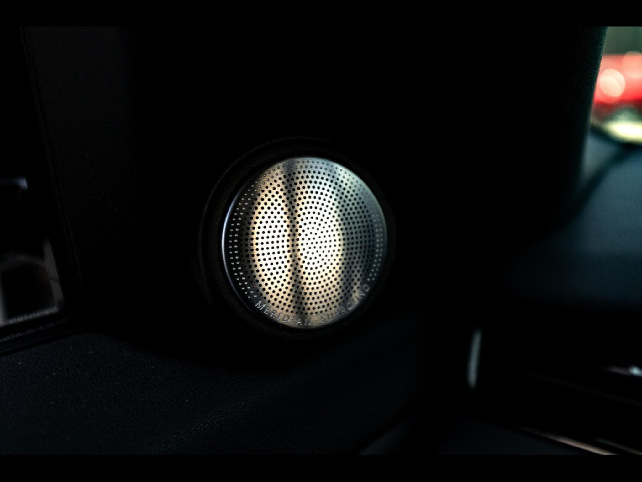 Land-Rover Range Rover Evoque D200 MHEV HSE AWD – PACK BLACK (2024) - Photo 17