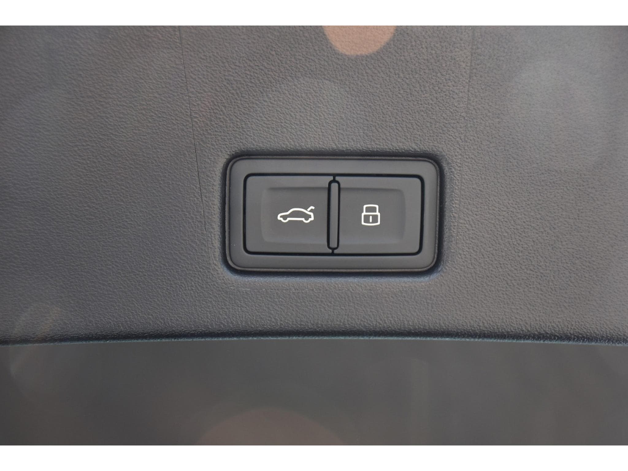 Audi Q4 e-tron Sportback 40 S-Line PANO CUIR MEMO ACC SIDE MATRIX HUD (2024) - Photo 22