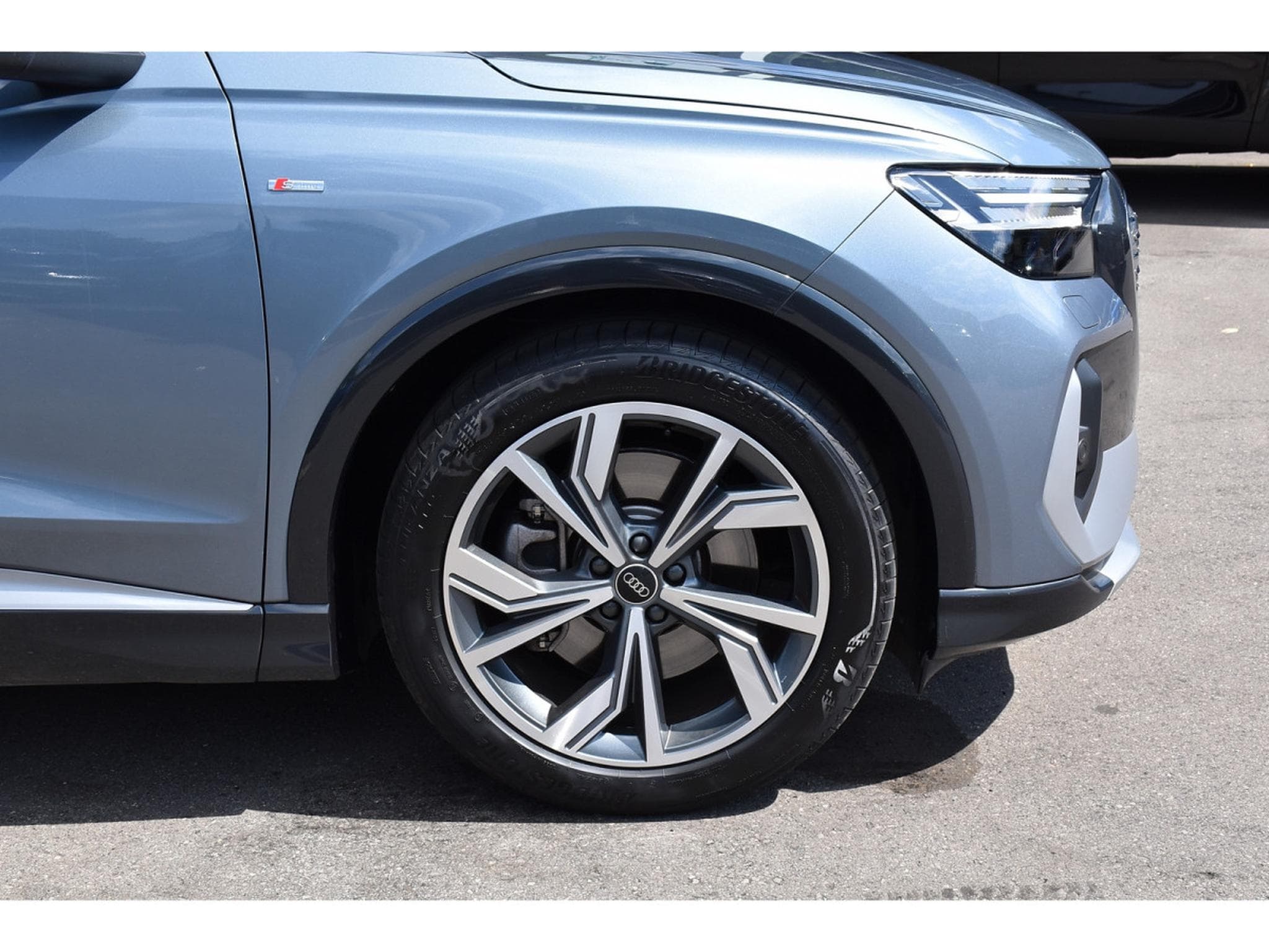 Audi Q4 e-tron Sportback 40 S-Line PANO CUIR MEMO ACC SIDE MATRIX HUD (2024) - Photo 6