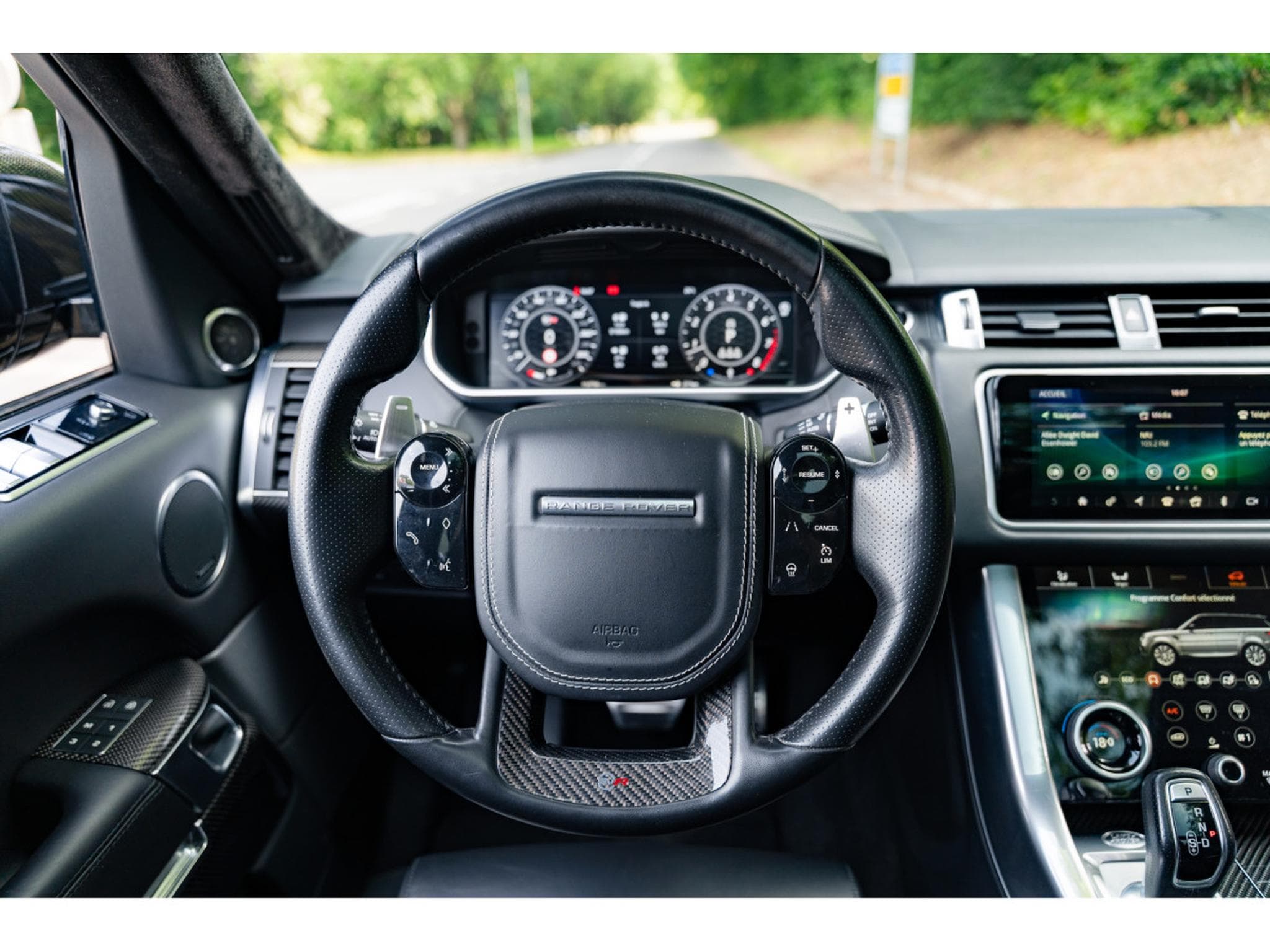 Land-Rover Range Rover Sport SVR - Full Carbon - Panoramic roof - Méridian (2021) - Photo 13