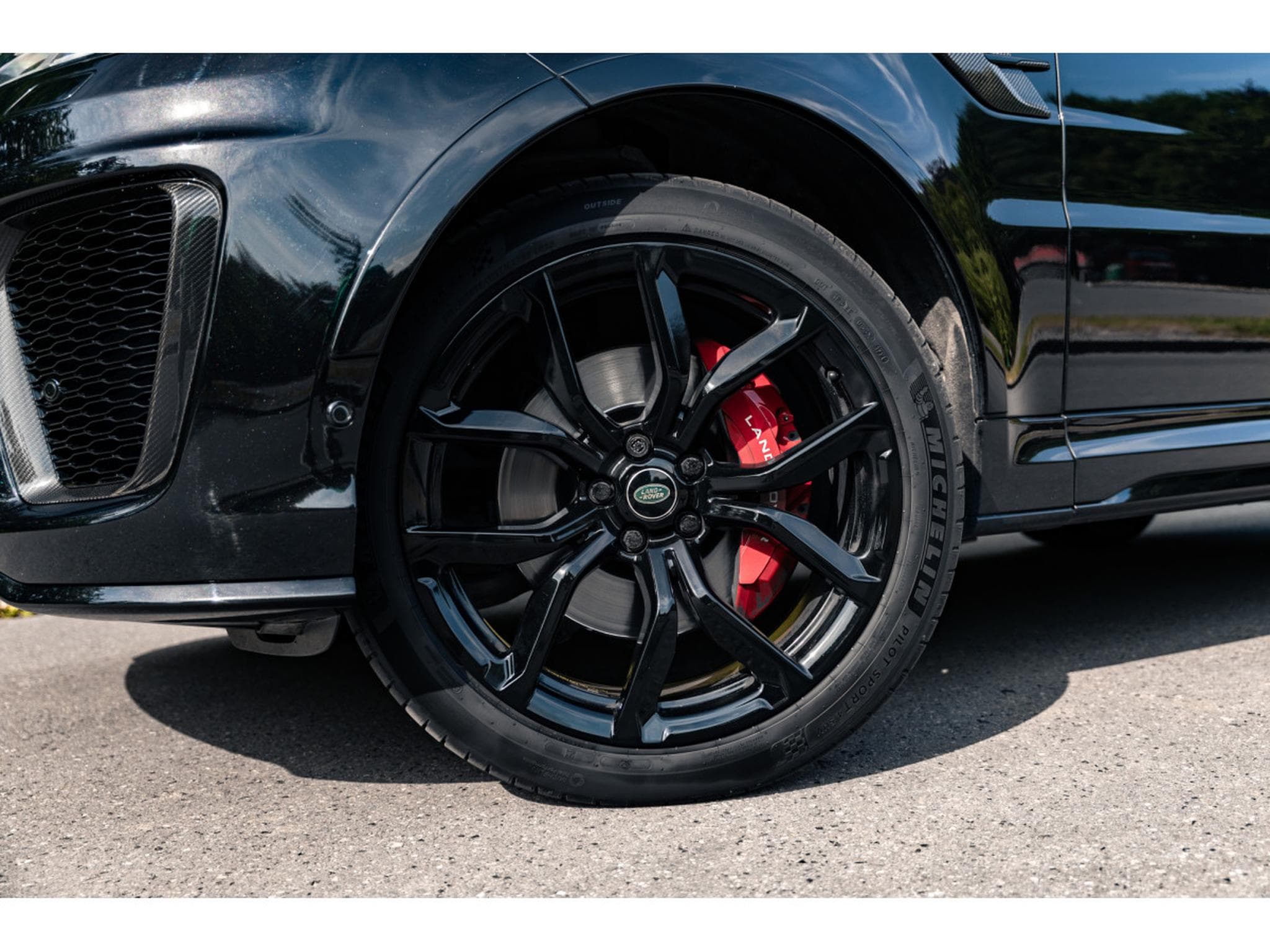 Land-Rover Range Rover Sport SVR - Full Carbon - Panoramic roof - Méridian (2021) - Photo 8