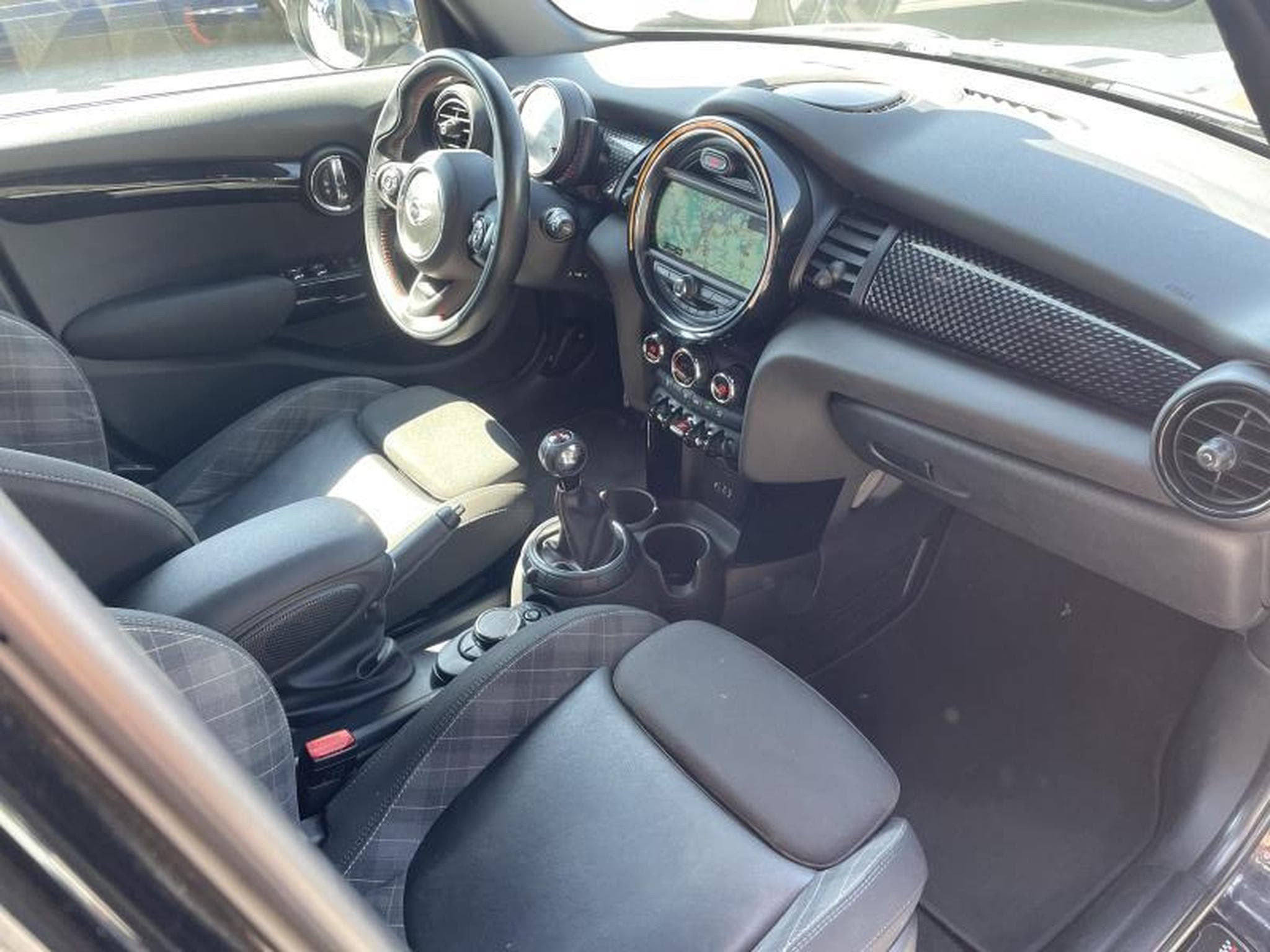 MINI Cooper 5P Kit JCW (2016) - Photo 7