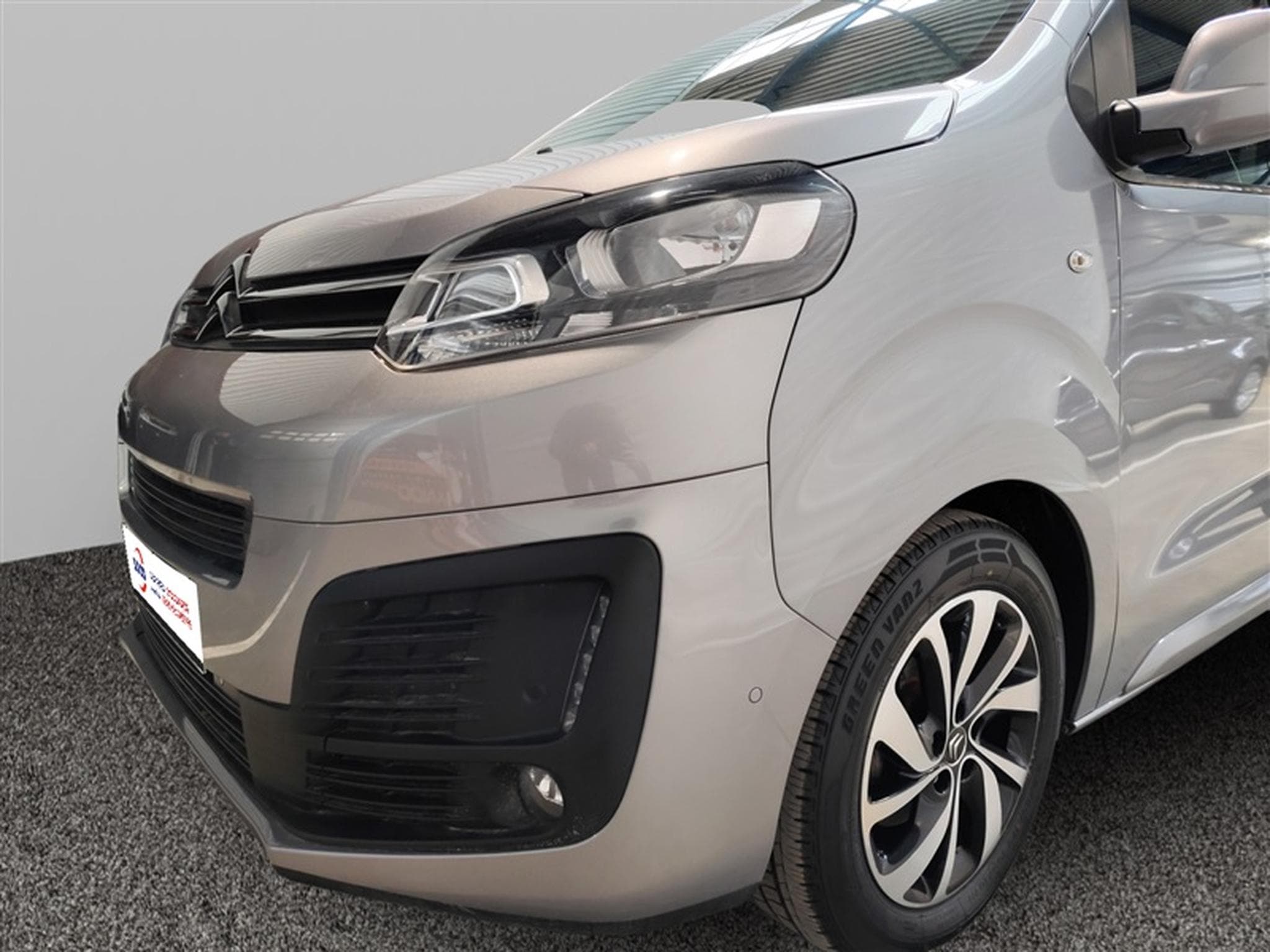 Citroen Jumpy 2.0 BlueHDi L2 Easy Pack Double Cabine *NAVI/CAM360/JA17* (2021) - Photo 16