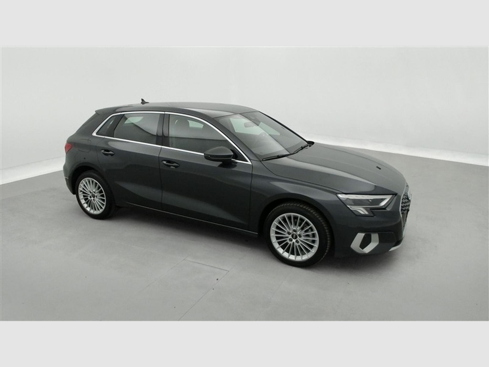 Audi A3 30 TFSI S-Tronic Advanced Navi Cockpit / Led (2023) - Photo 22