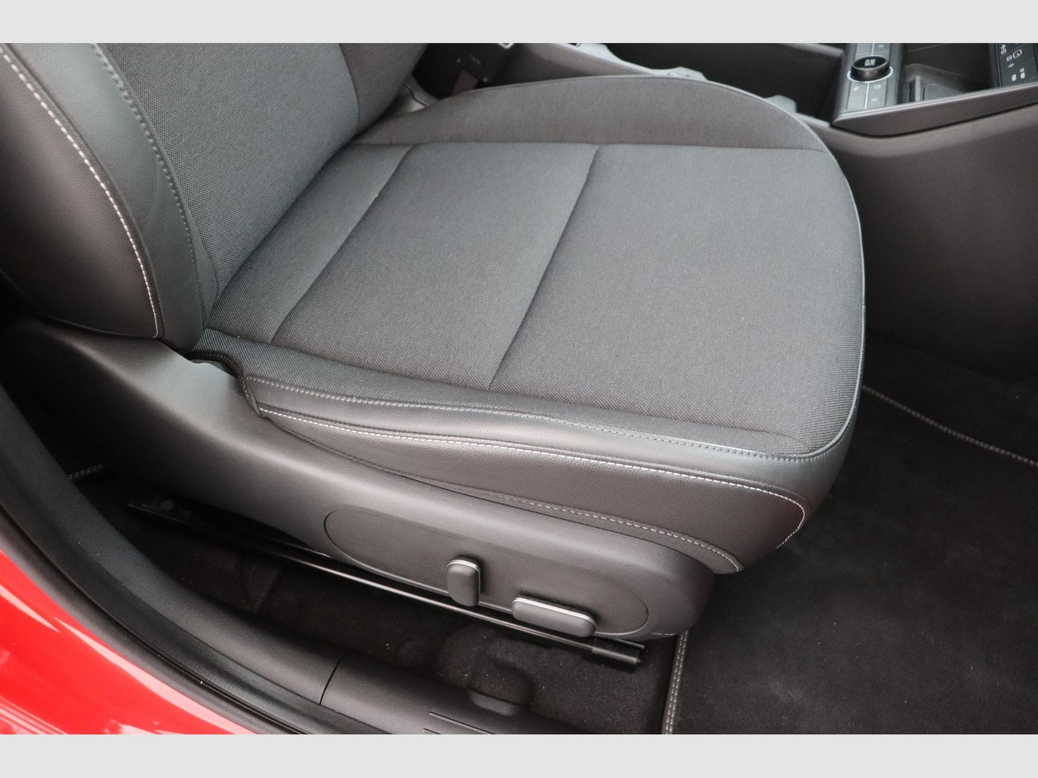Hyundai Kona Feel Comfort (2024) - Photo 16
