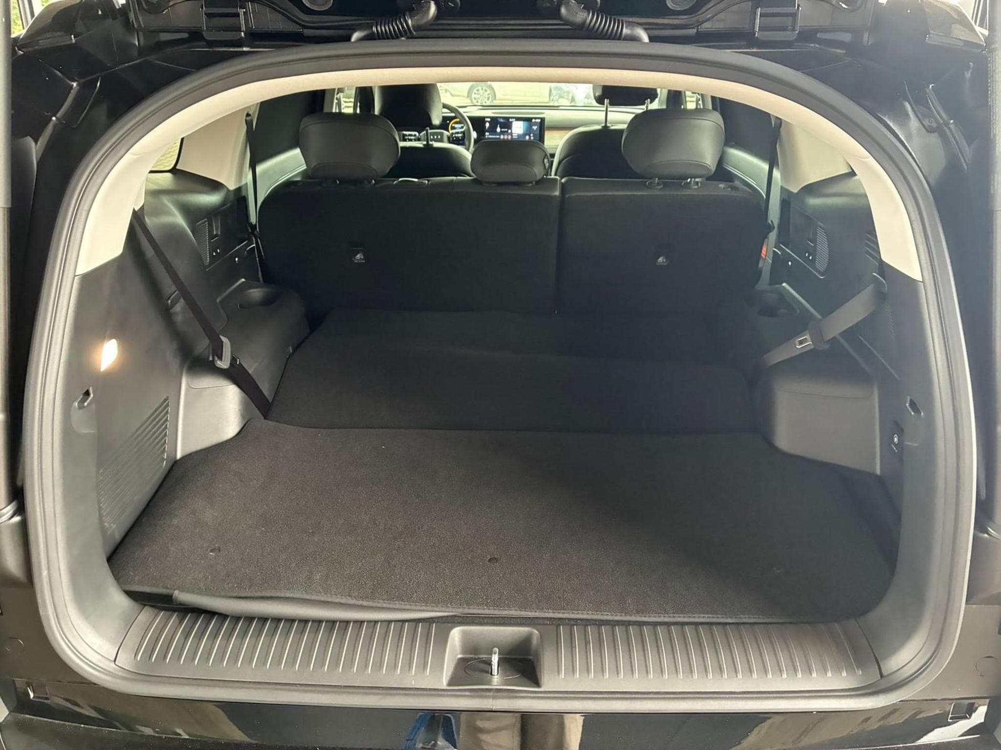 Hyundai IONIQ 9 Connect (2026) - Photo 9