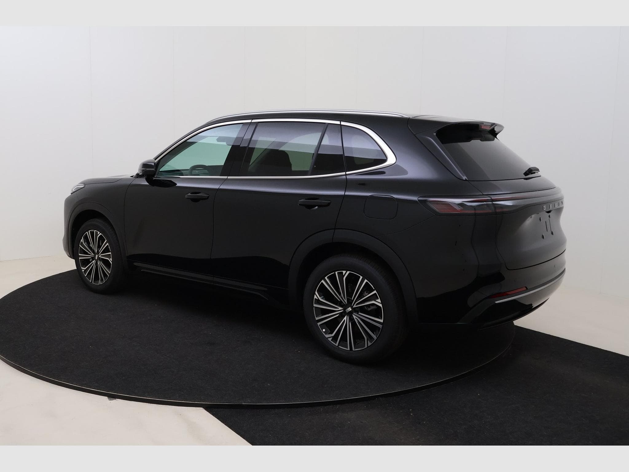 Geely Starray Launch Edition (2026) - Photo 8