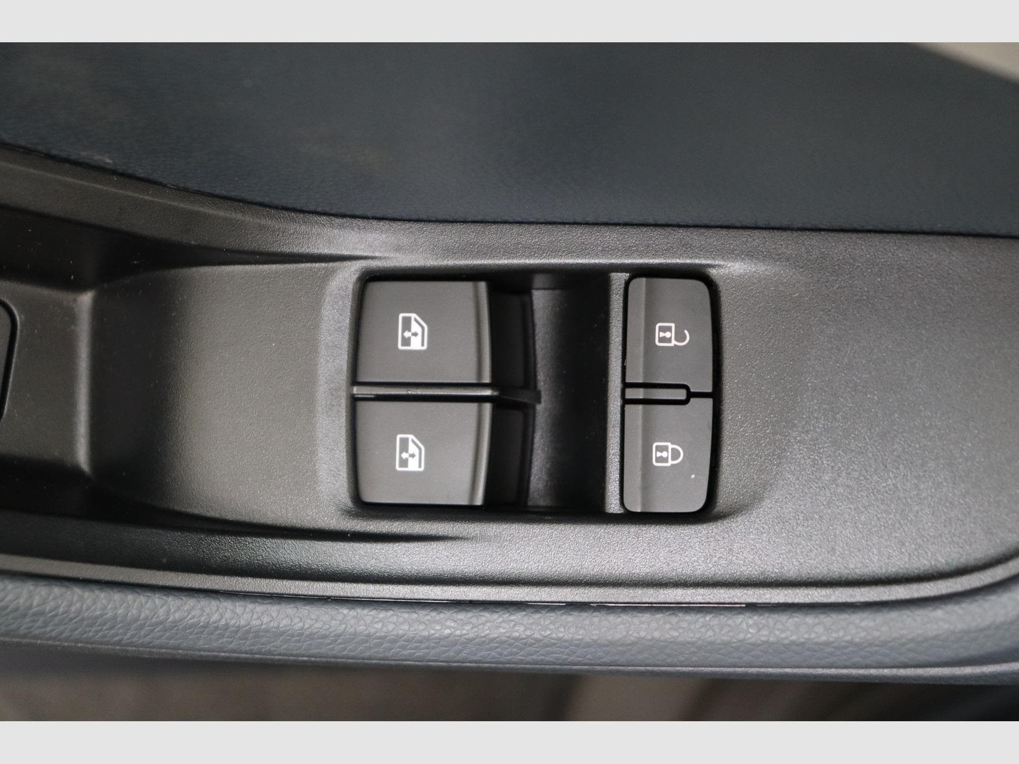 Maxus eDeliver 3 LONG WHEEL BASE (2025) - Photo 16