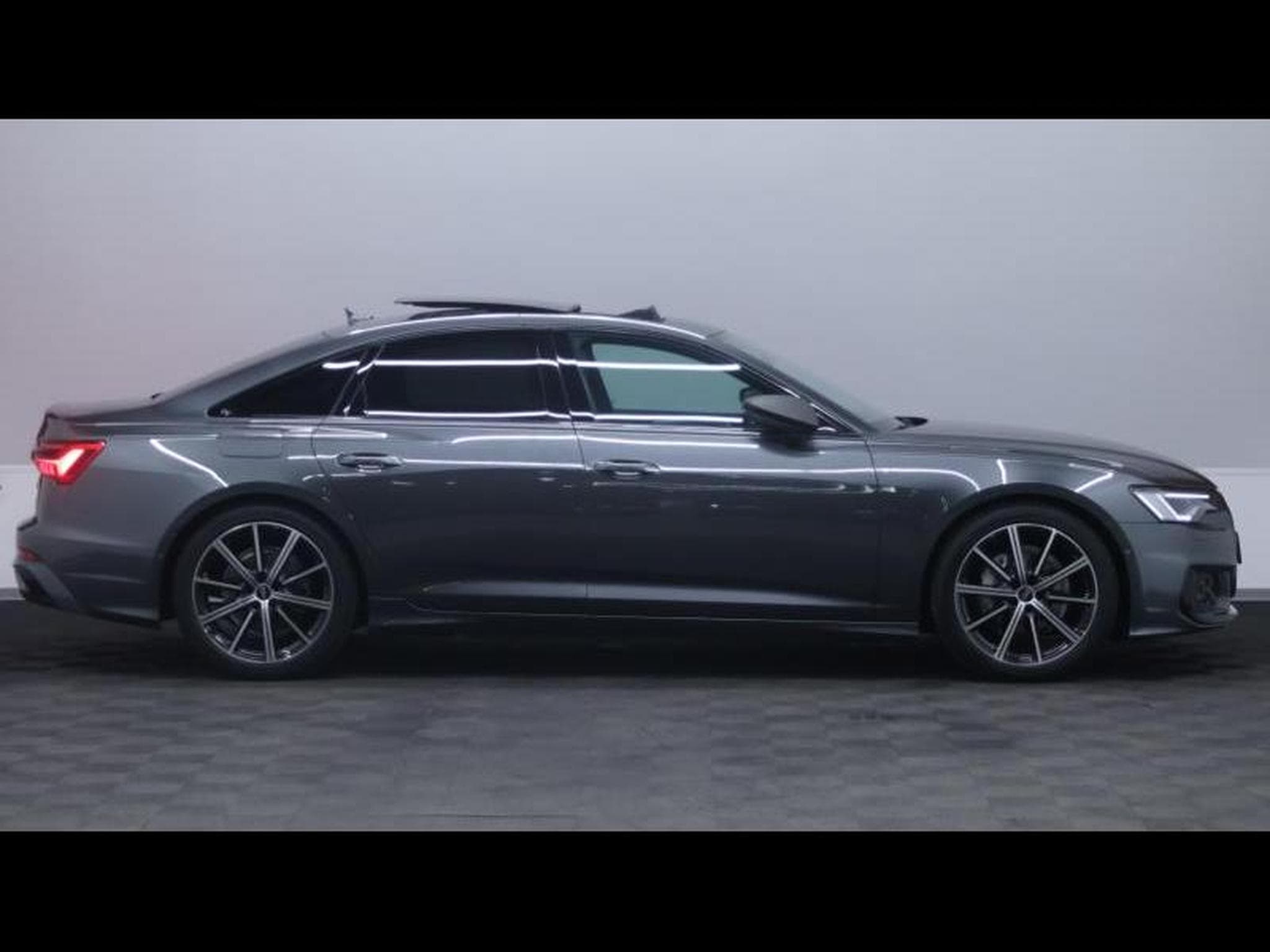Audi A6 Limousine S-Line Edition 35TDI 163 (2024) - Photo 4