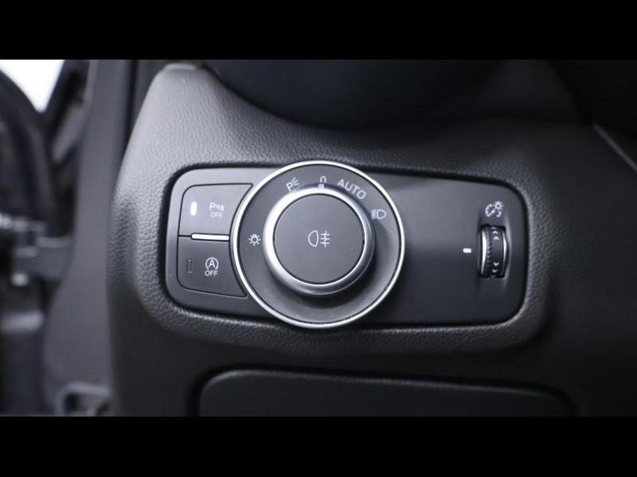Alfa-Romeo Giulia 2.9 V6 510 Quadrifoglio (2021) - Photo 30