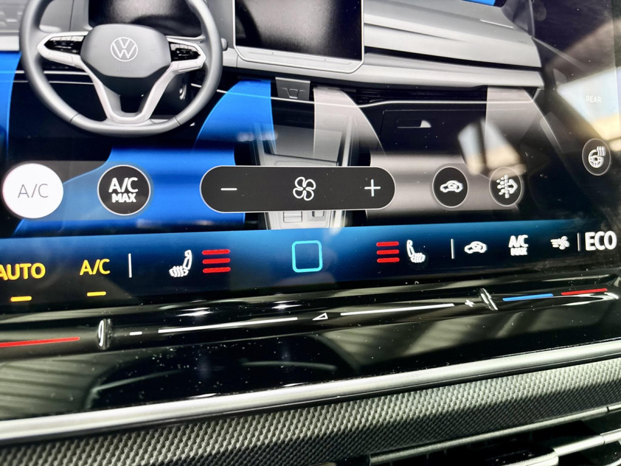 VW Golf GTE PHASE 2  1.5 eHybrid 272 CV DSG 6 *DCC* MATRIX * 360°* T (2025) - Photo 16